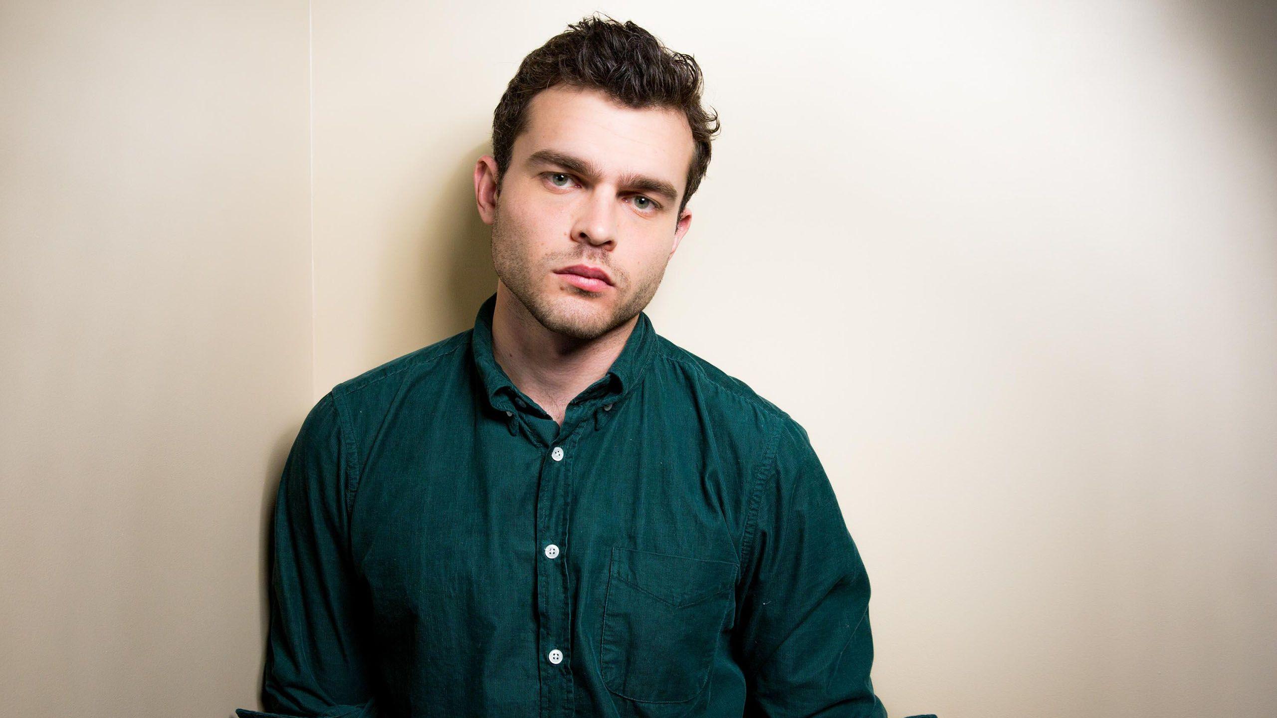 Alden Ehrenreich Wallpapers - Wallpaper Cave