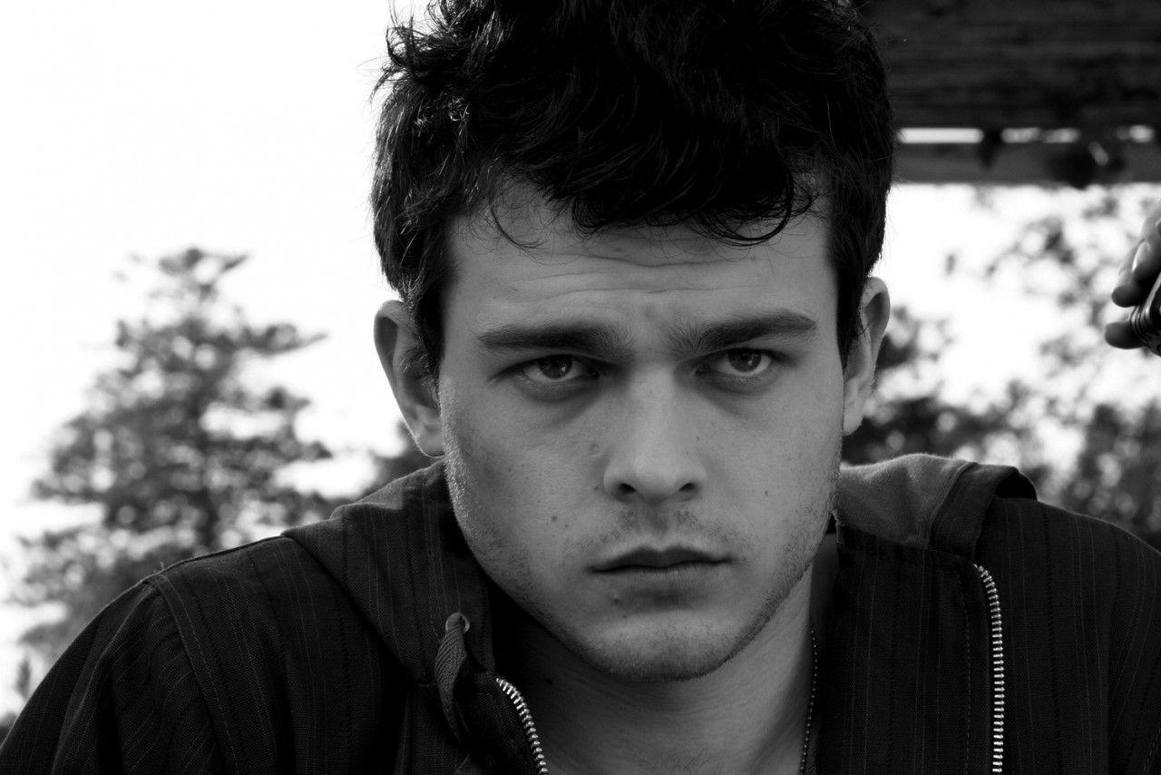 Alden Ehrenreich Wallpapers - Wallpaper Cave