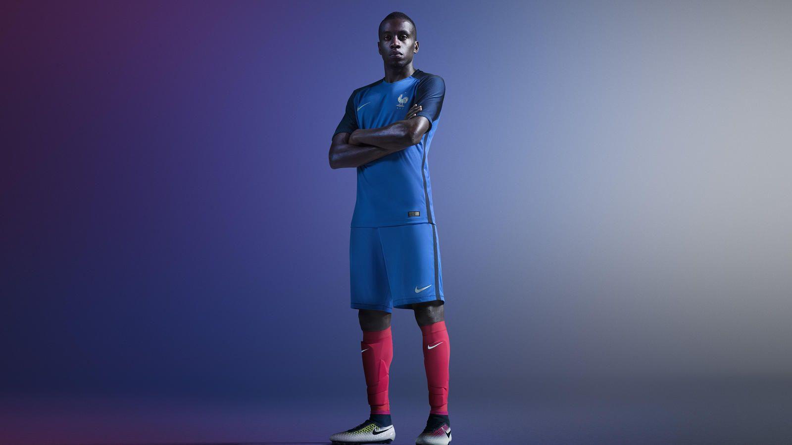 Nike unveil new France kits for Euro 2016 in France