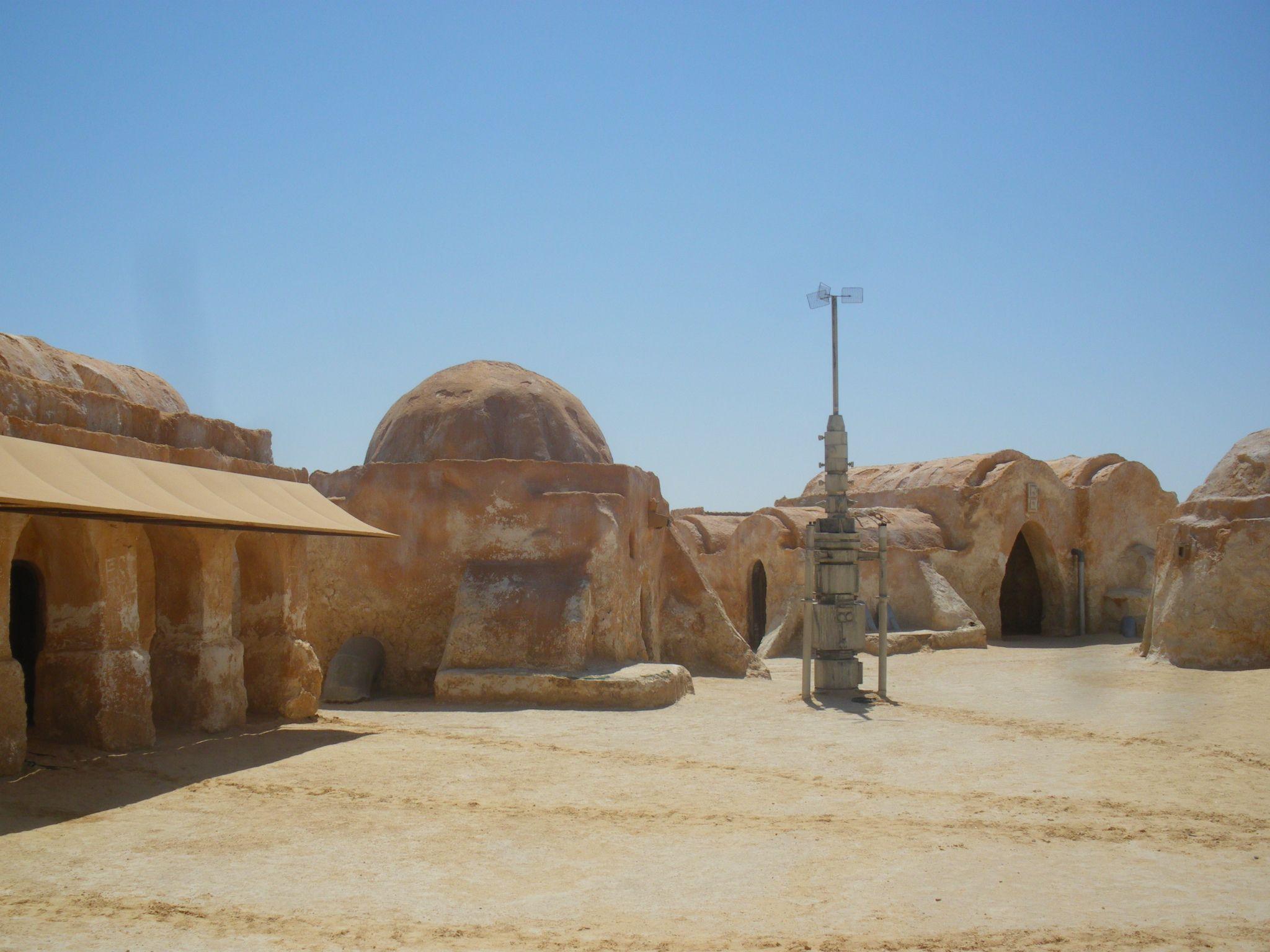 Star Wars Tatooine Desert Artwork Dual Monitors Multiple. HD