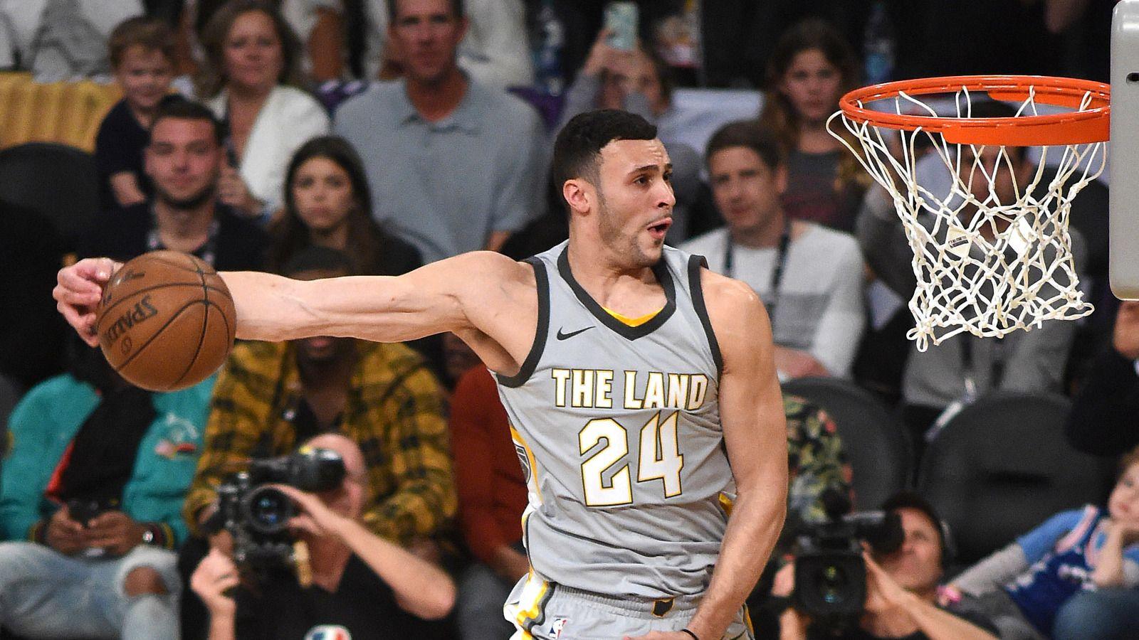 Larry Nance Jr. to wear father's No. 22 for Cavaliers