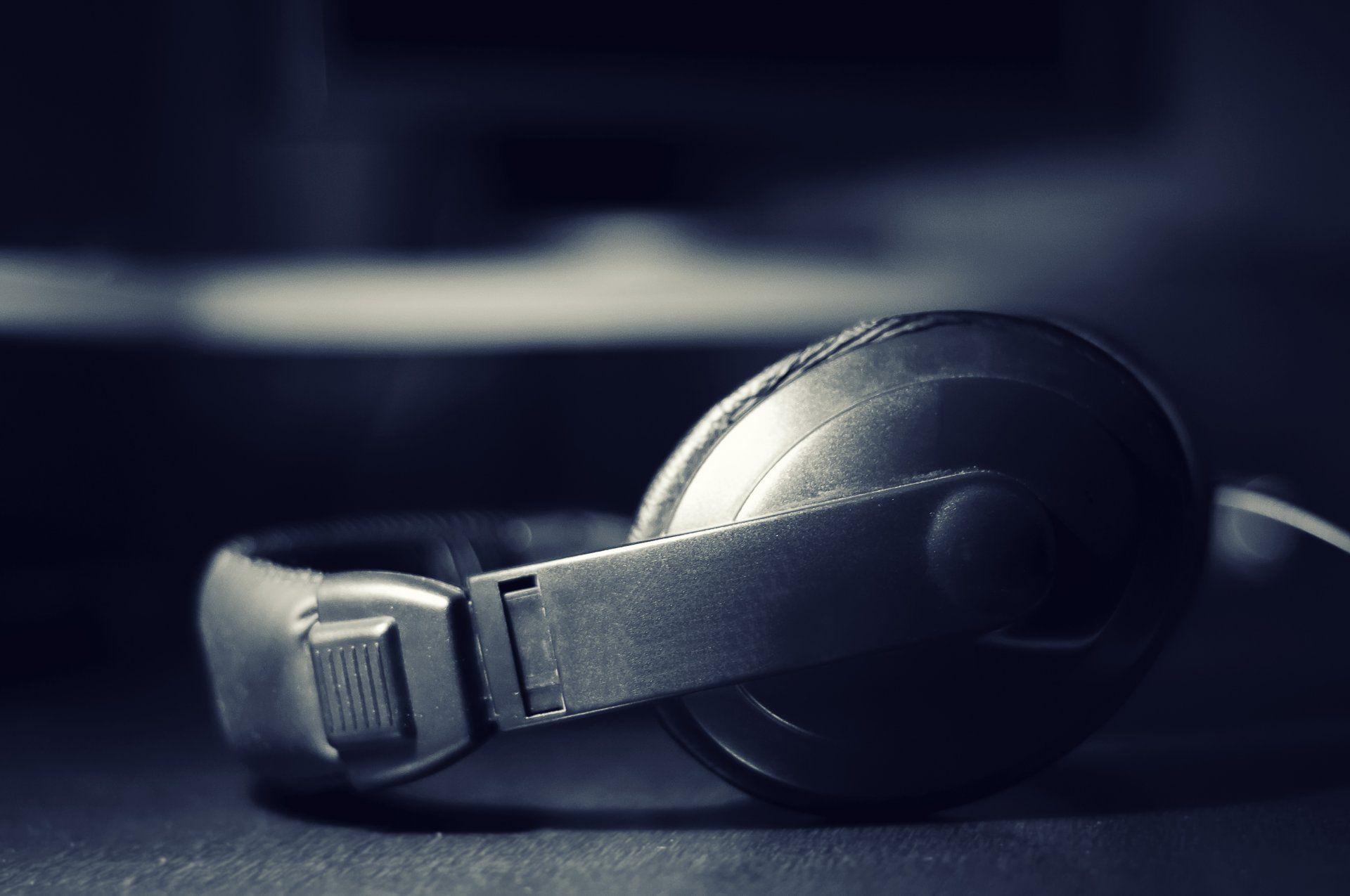 headphones music hearing listen song sound HD wallpaper
