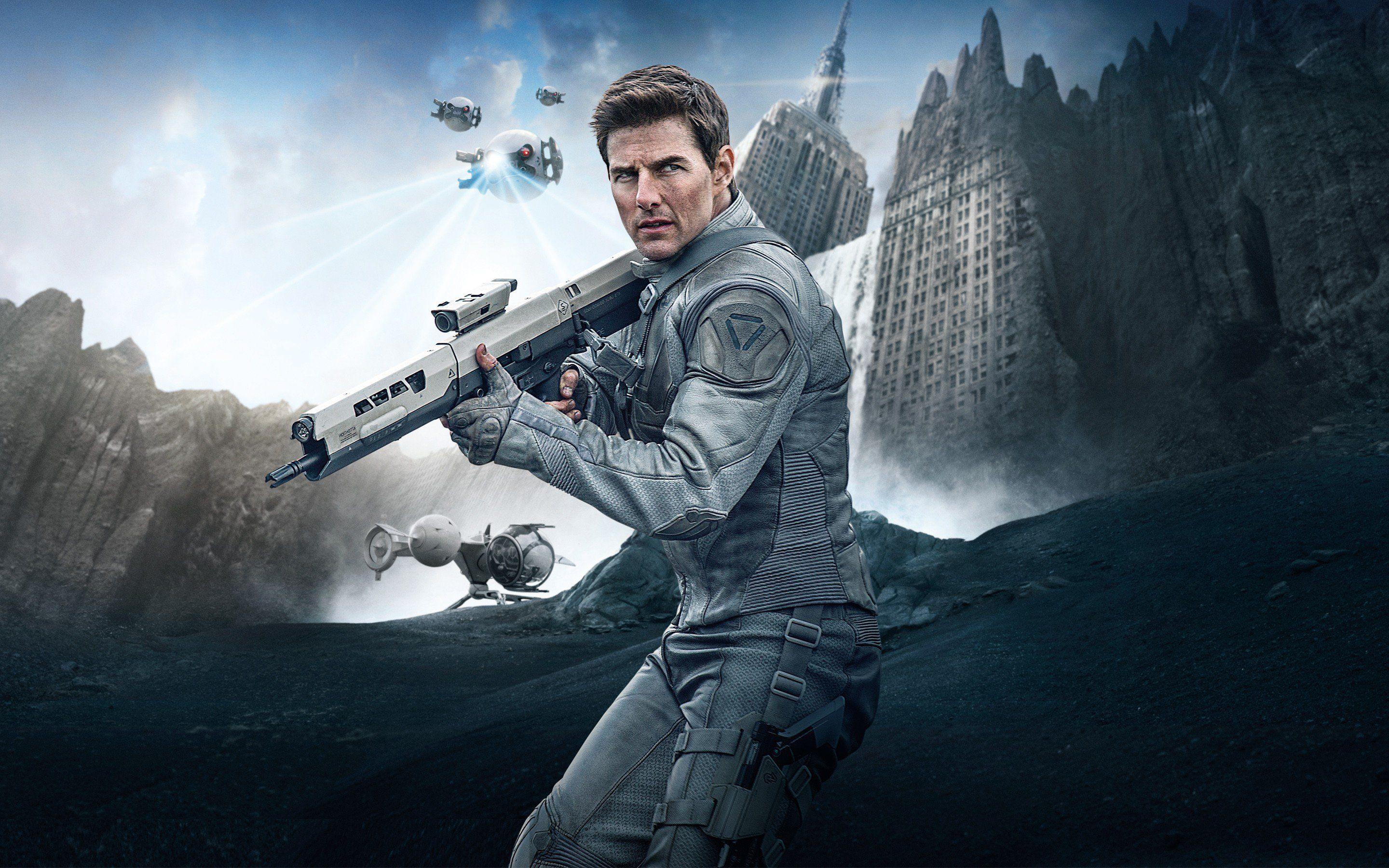 Movies Tom Cruise in Oblivion wallpaper Desktop, Phone, Tablet