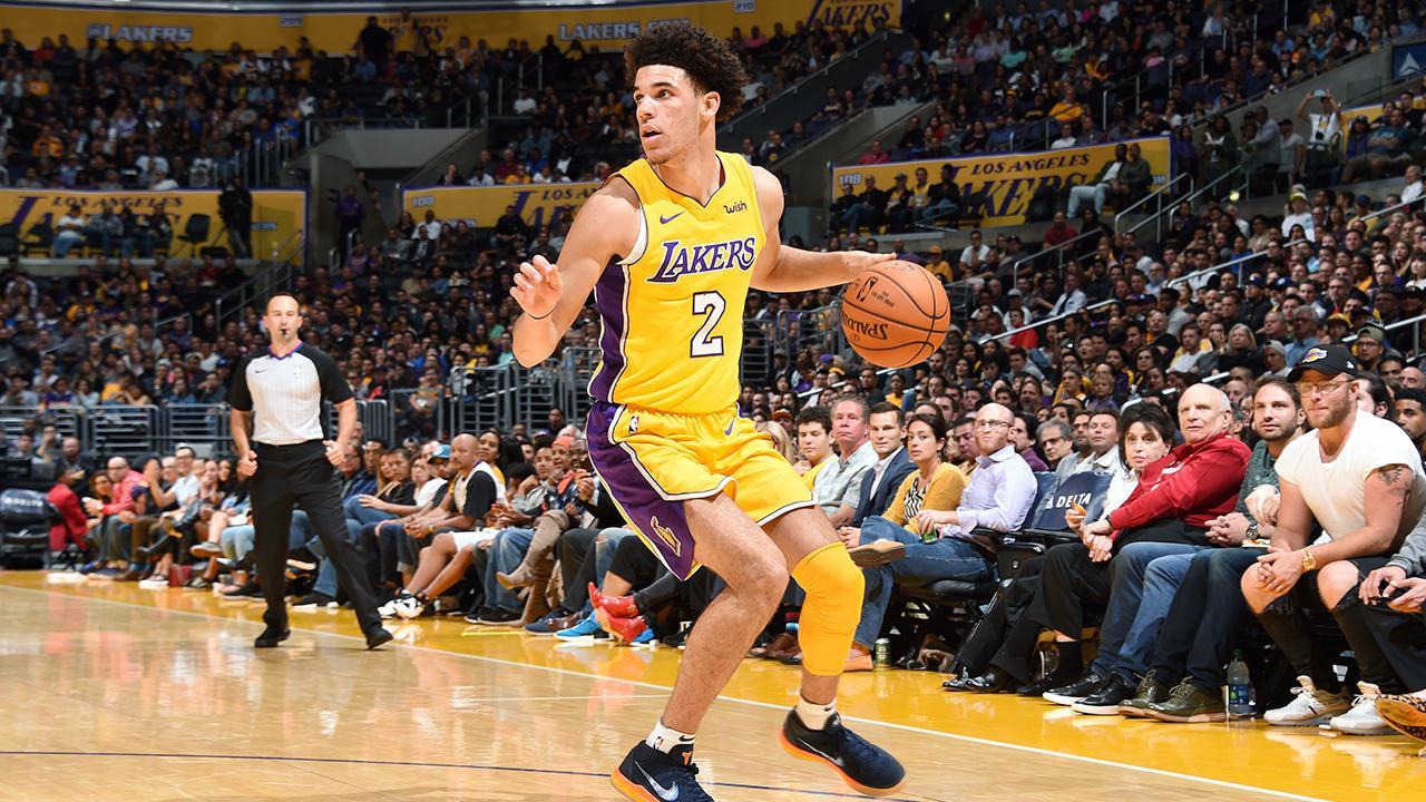 Lonzo Ball Gets Rude Welcome to the NBA in Lakers Debut