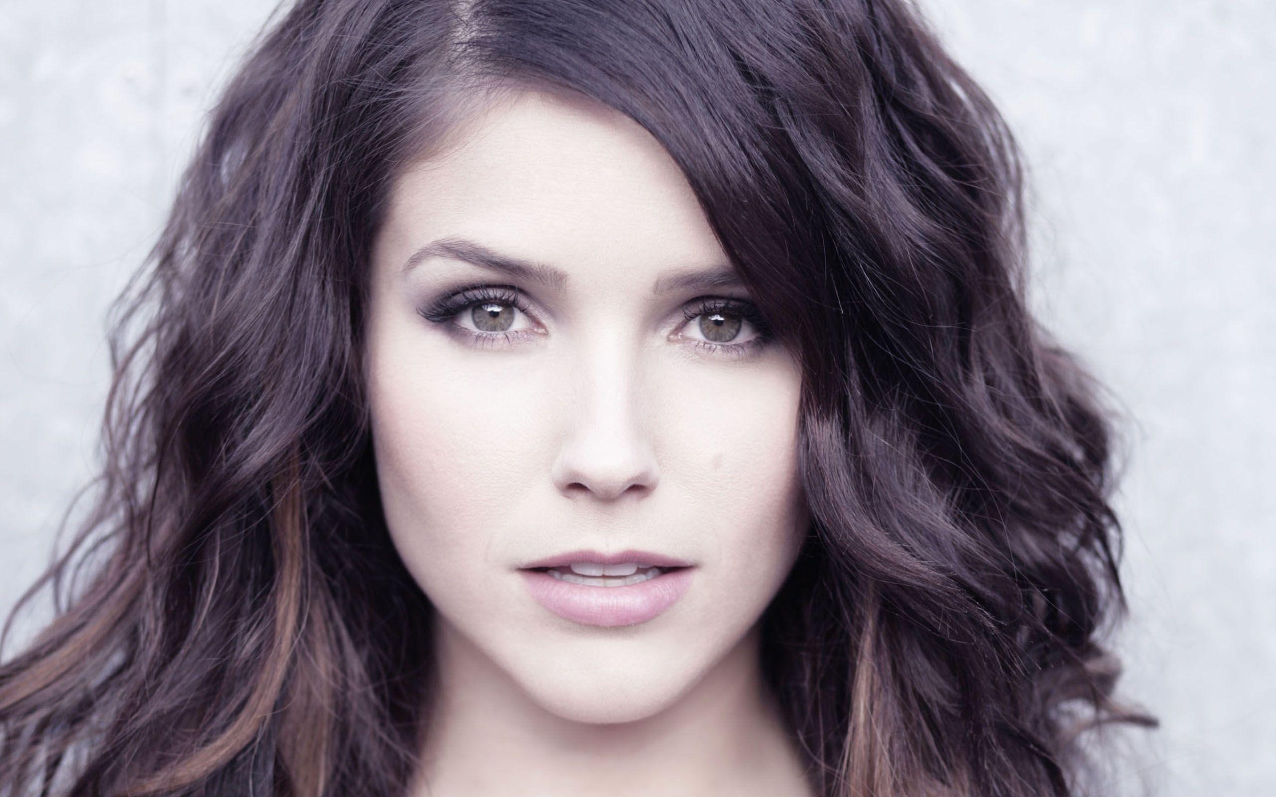 Sophia Bush Face Wallpaper Background 52243 2560x1600 px