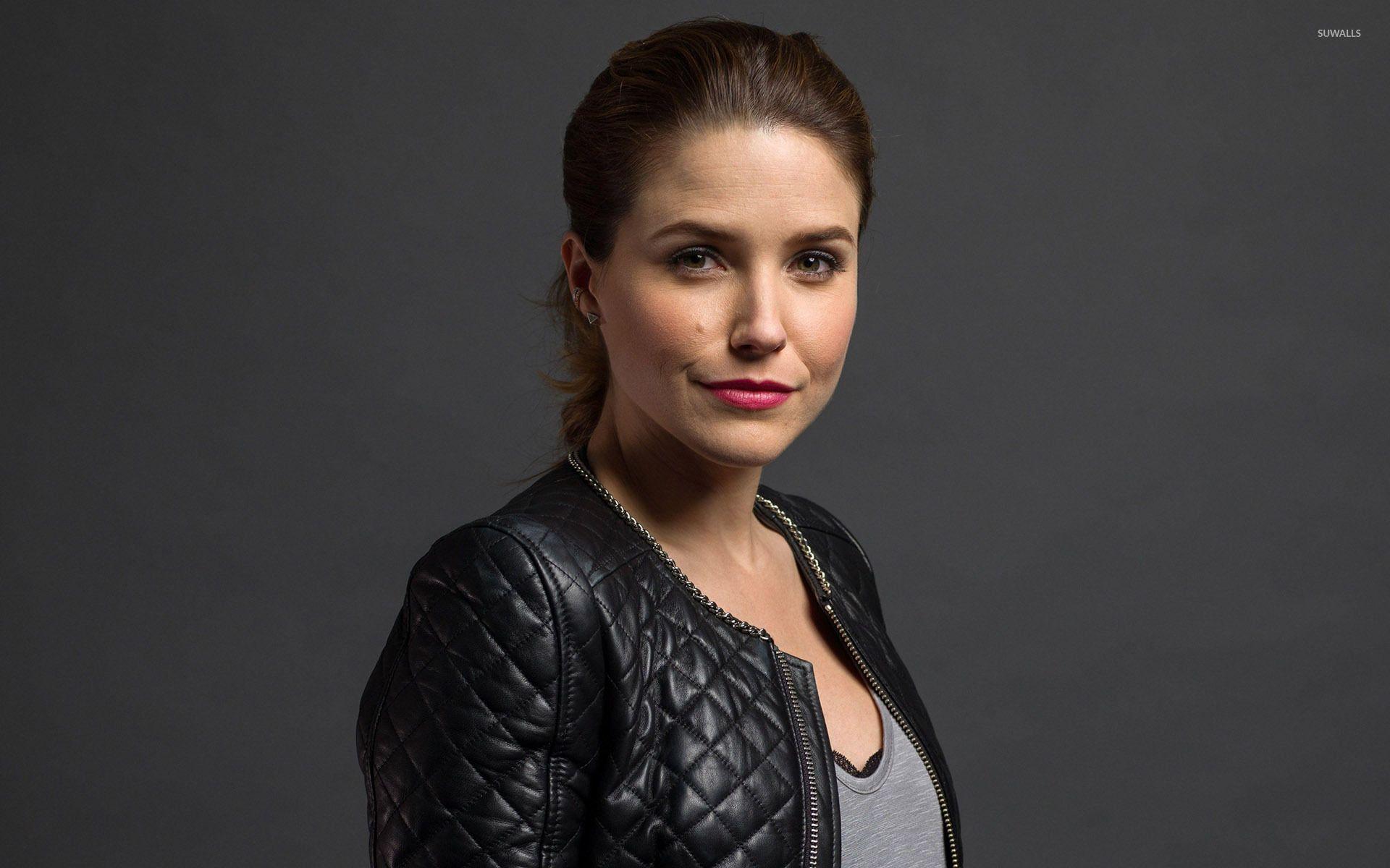 Sophia Bush Wallpapers - Wallpaper Cave