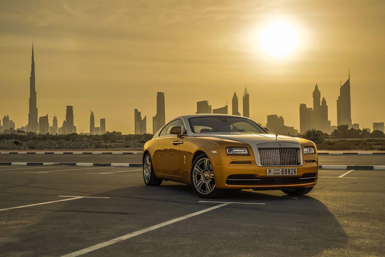 Wallpaper Dubai Rolls Royce Wraith Luxury Cityscape Gold Color
