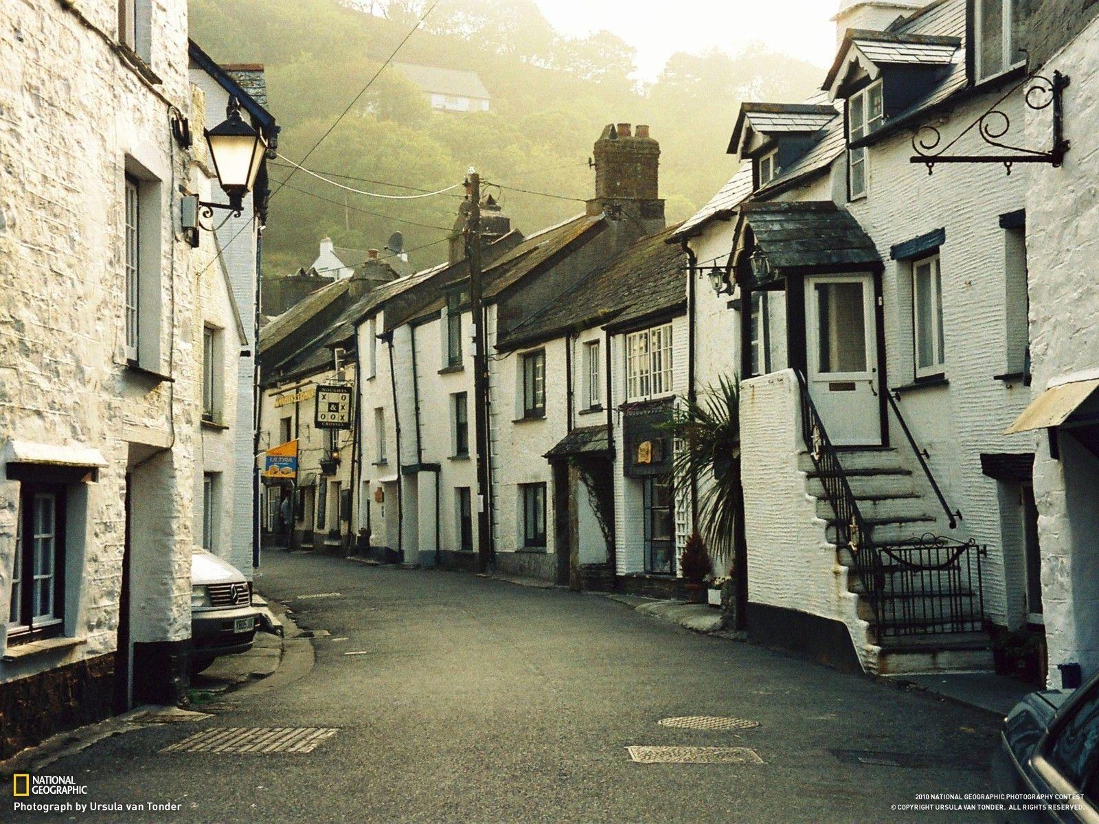Download Houses Town Wallpaper 1600x1200