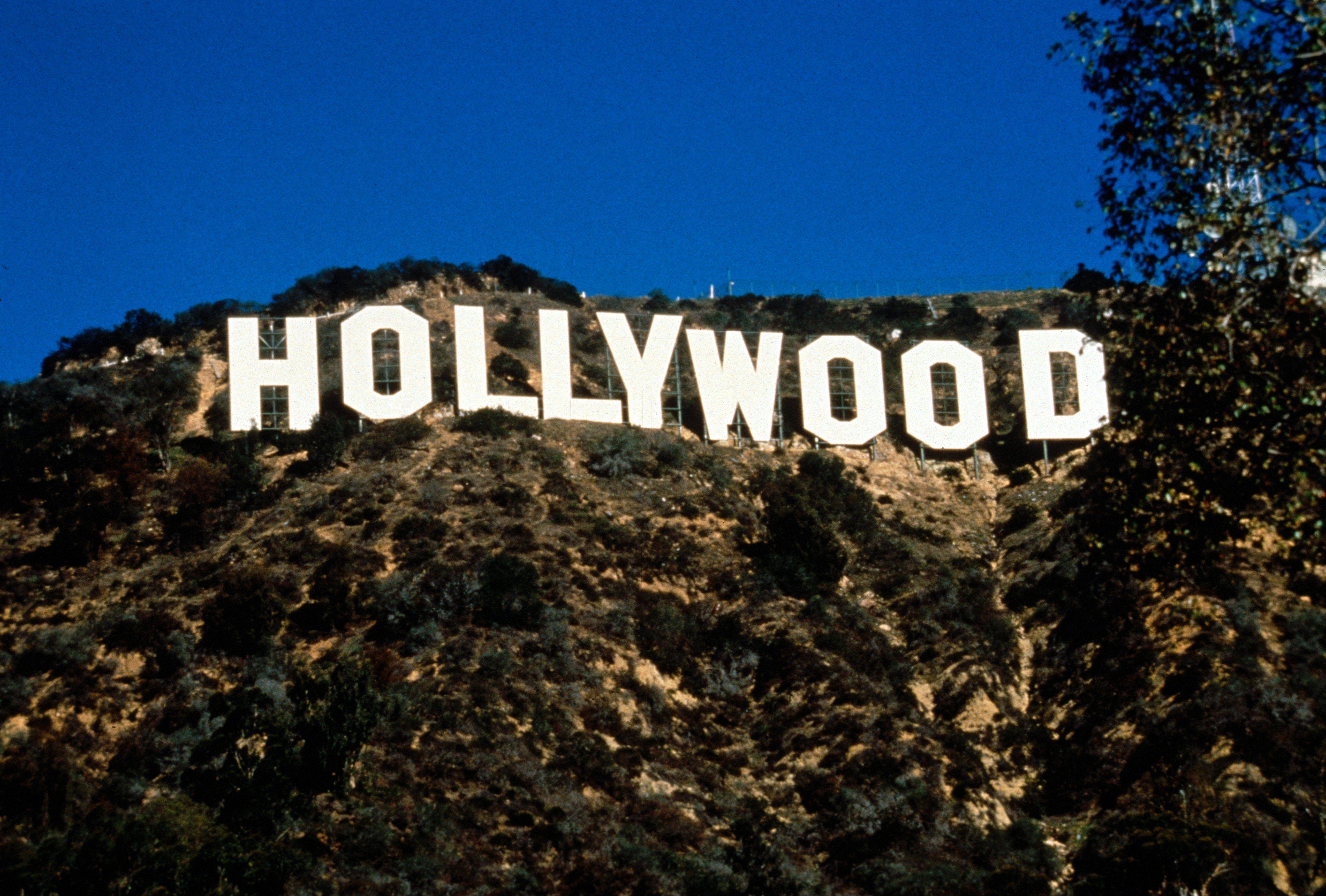 5129x3466px 3501.93 KB Hollywood Sign