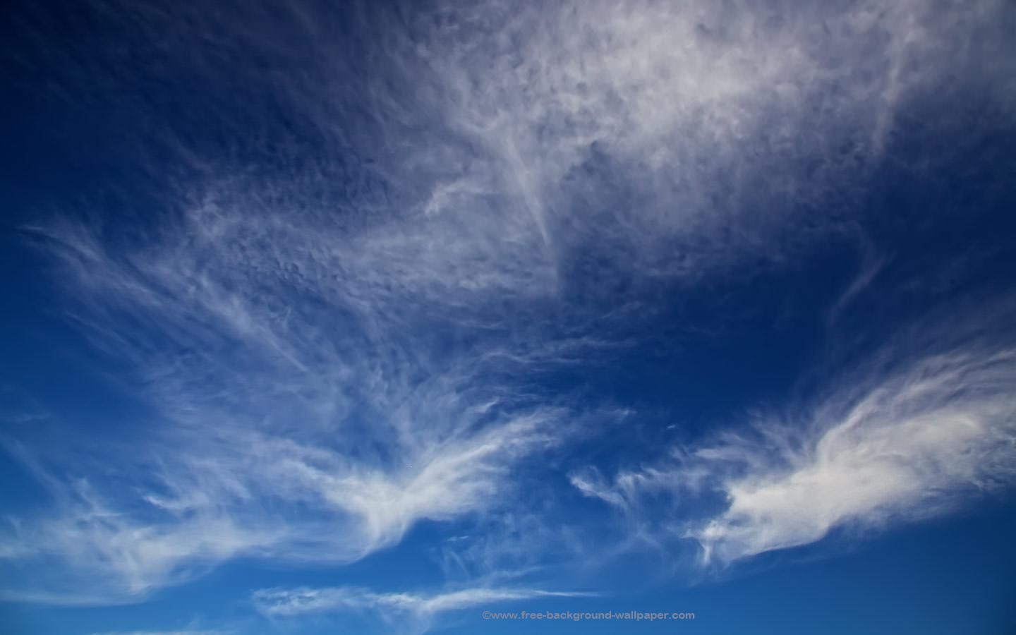 Thin Cirrus Clouds in Blue Sky Sky Desktop Wallpaper
