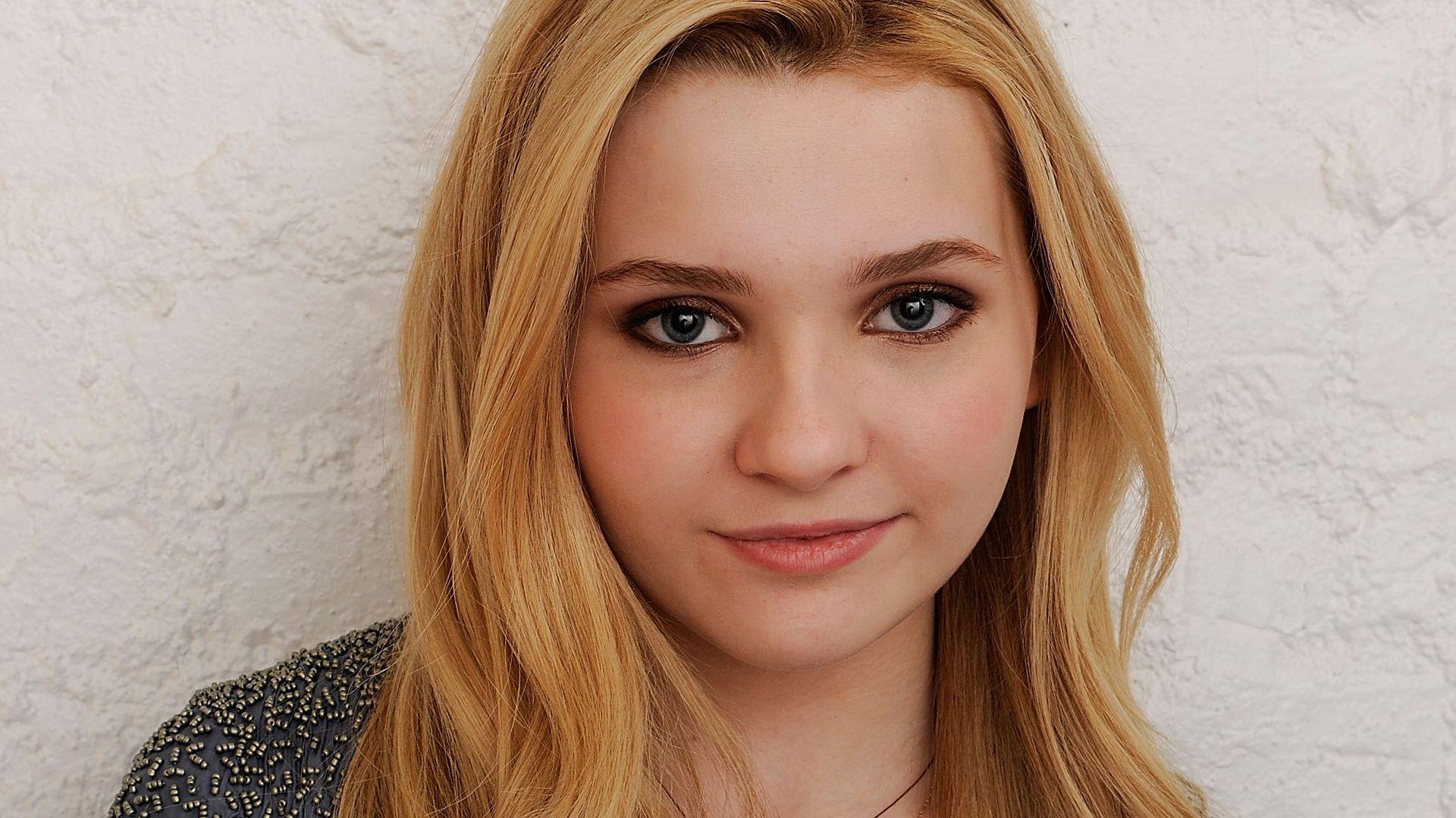 Abigail Breslin Picture 31584 1920x1080 px