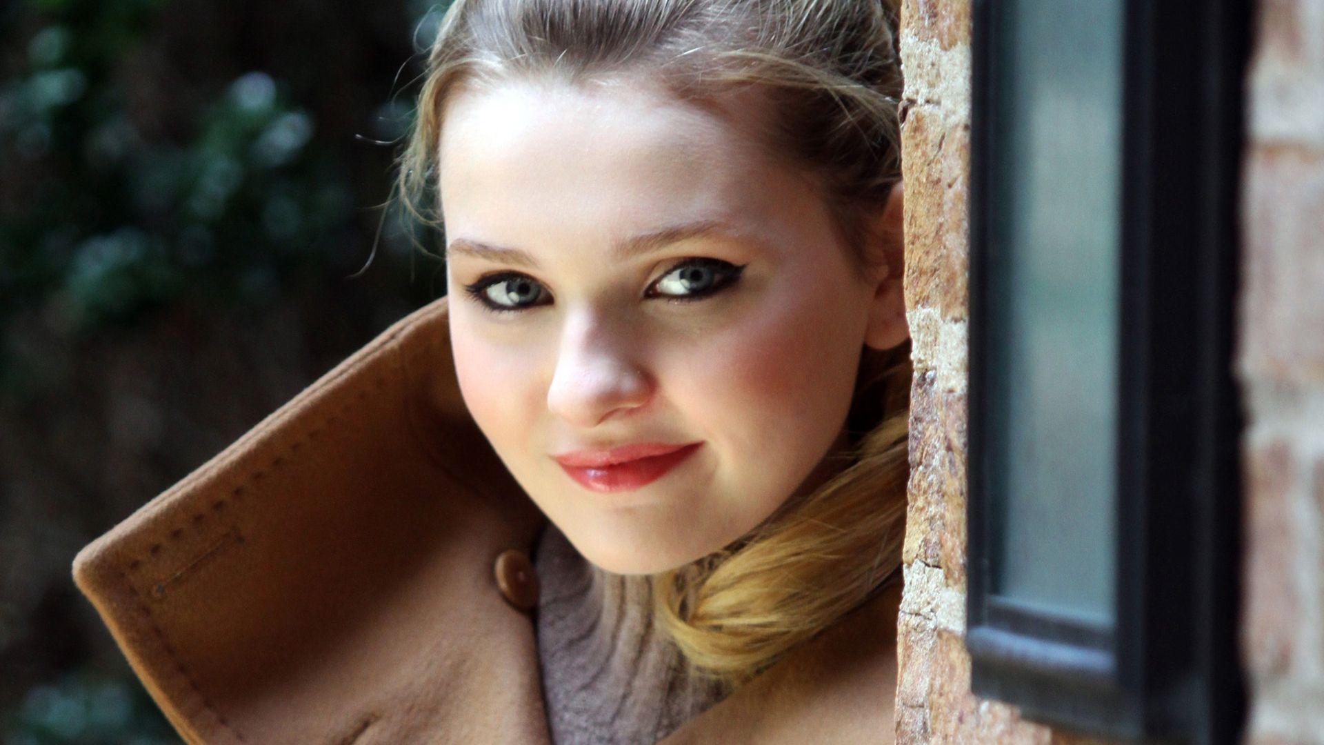 Abigail Breslin Picture 31579 1920x1080 px
