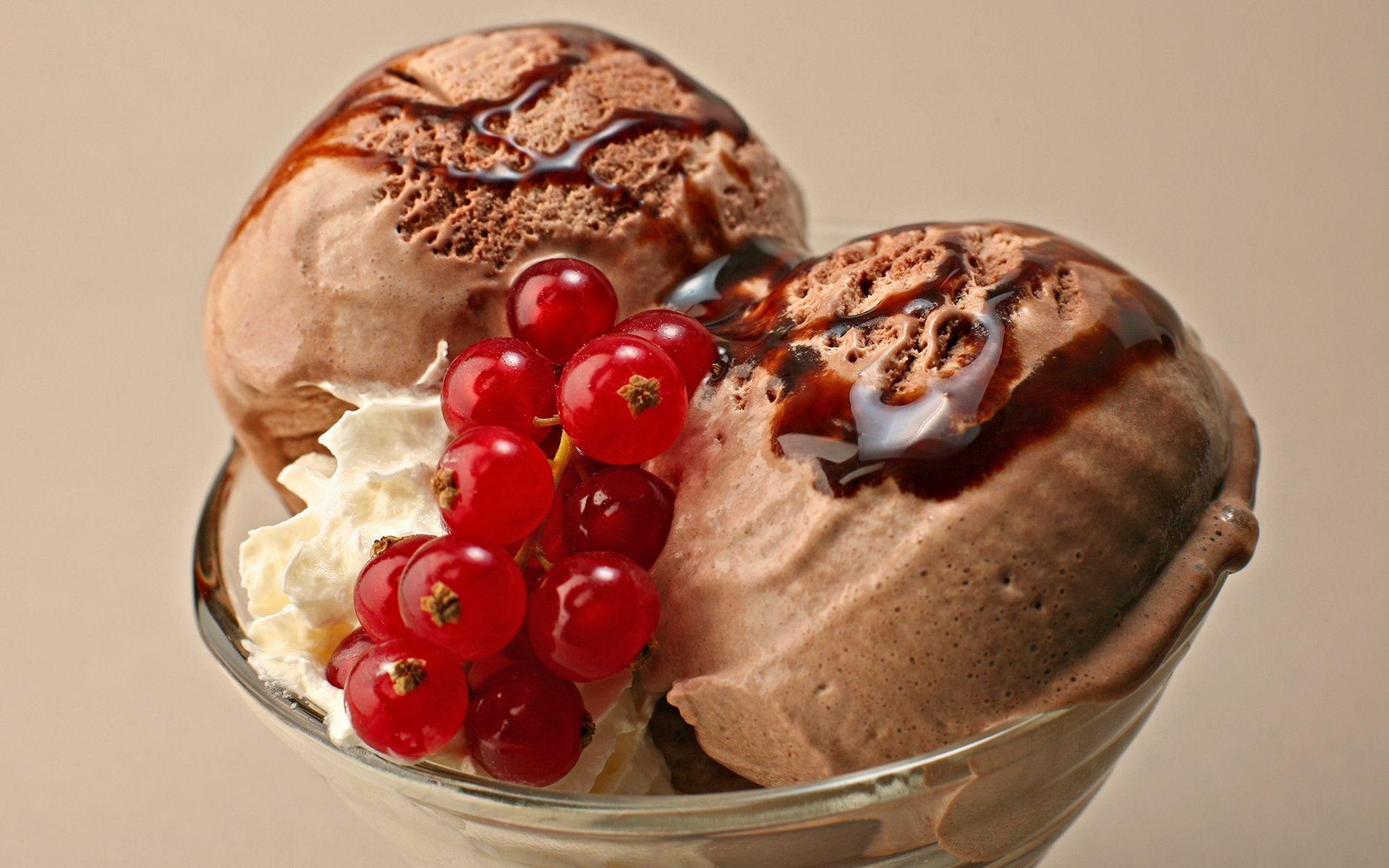 Balls of chocolate ice cream wallpaper and image