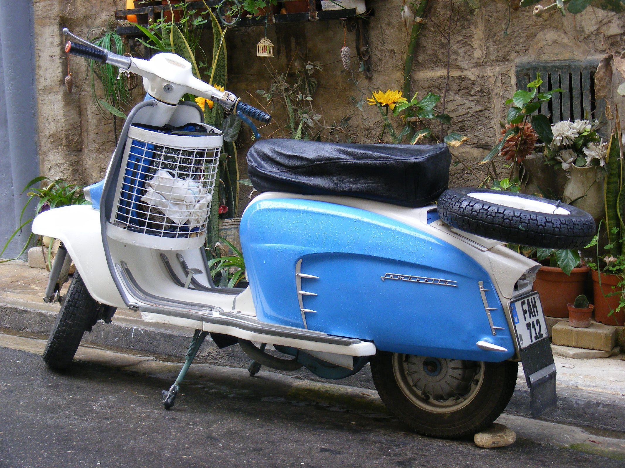 Lambretta Wallpaper