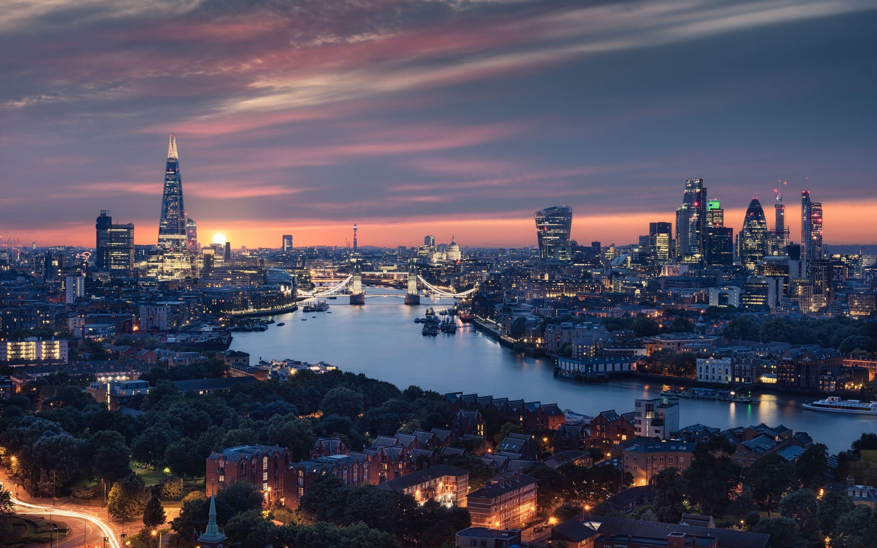 Beautiful London City View 8k Macbook Pro Retina HD 4k