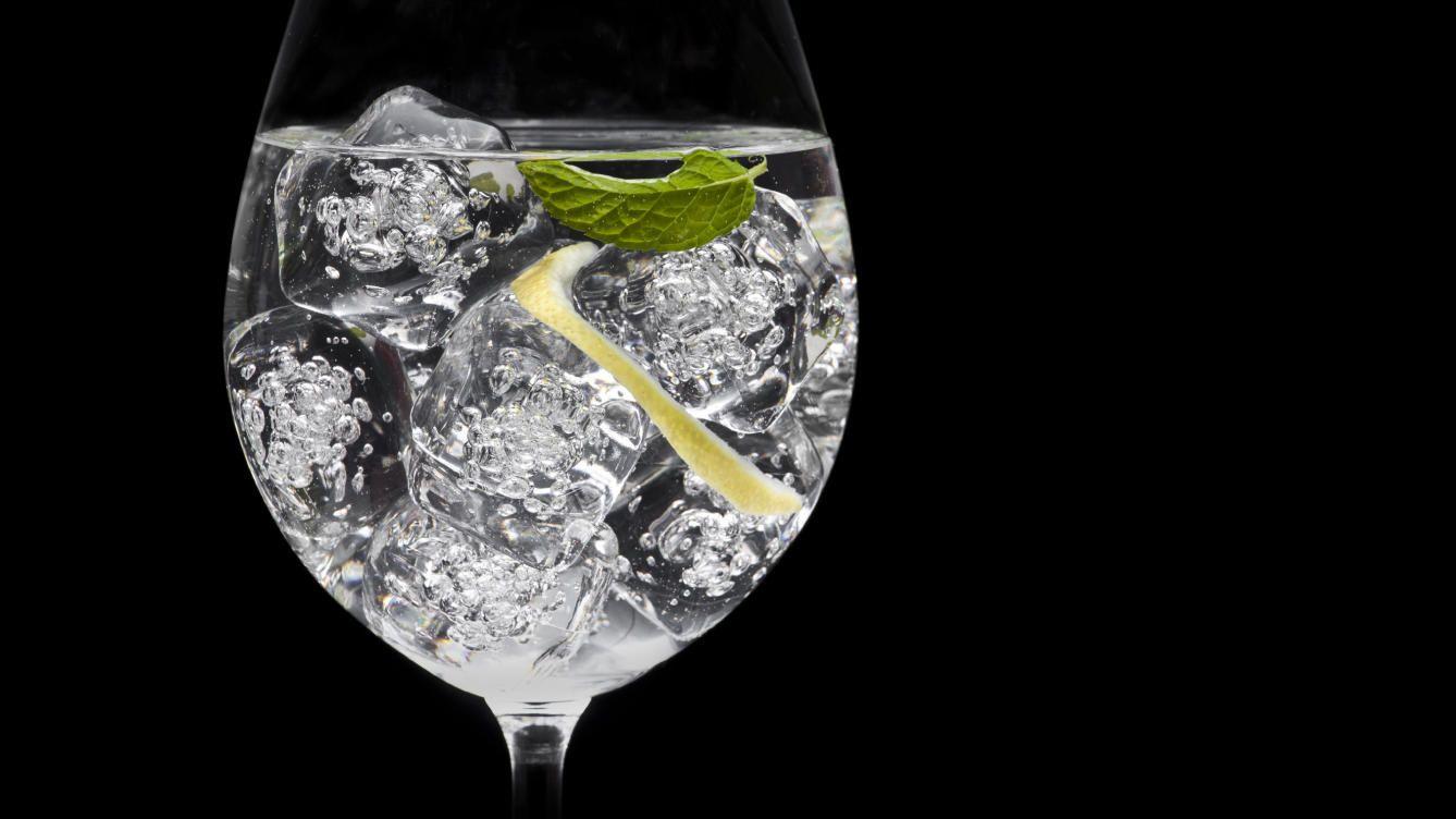 Eres aficionado a beber gin tonics? Te estás destrozando los dientes