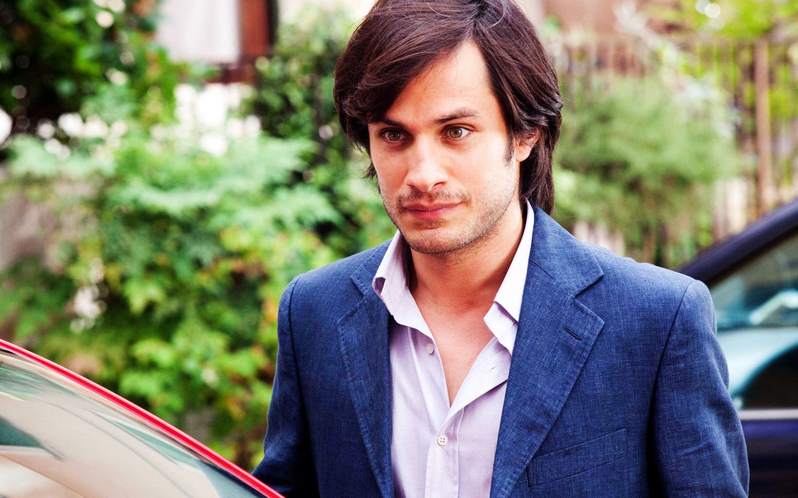 Gael Garcia Bernal wallpaper and image, picture, photo