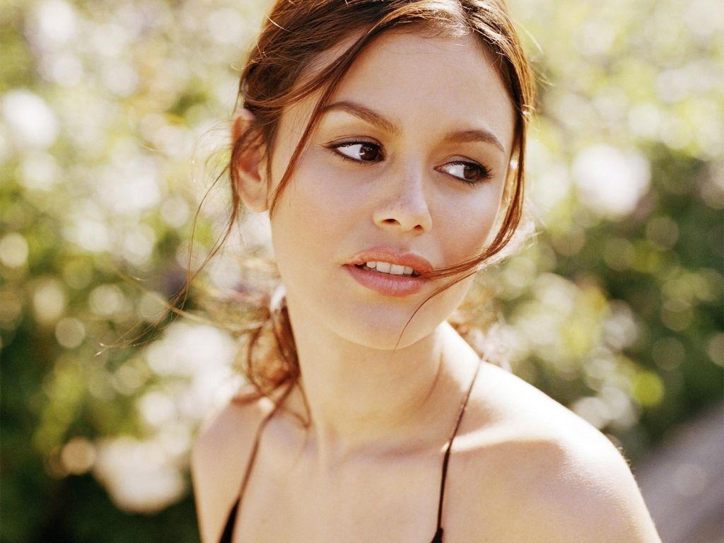 Rachel Bilson Wallpaper. Free Best Desktop HD Wallpaper