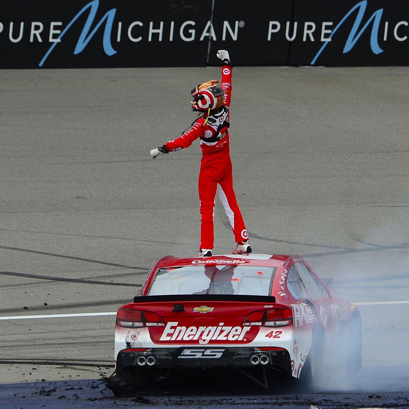 Kyle Larson wins the 2016 Pure Michigan 400 at Michigan