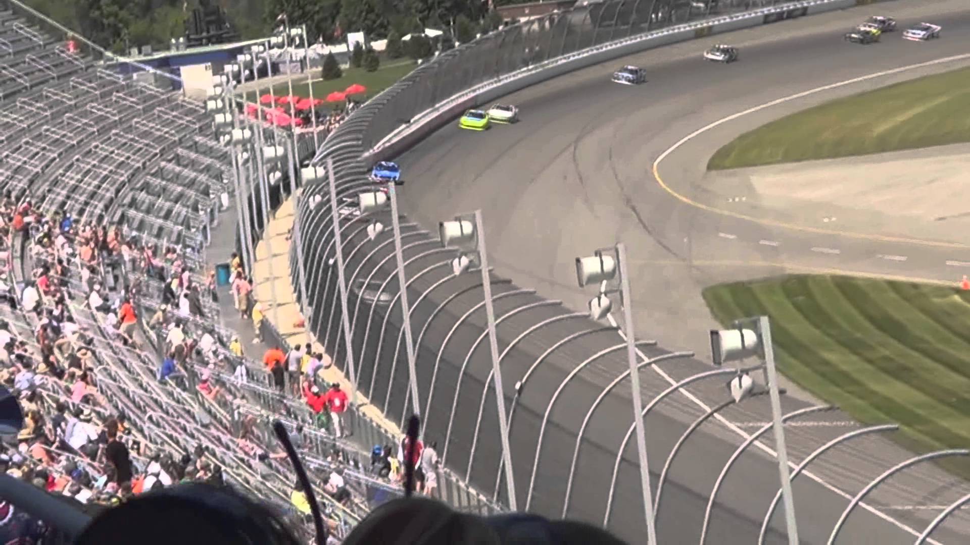 Paul Menard wins the 2014 Ollie's Bargain Outlet 250
