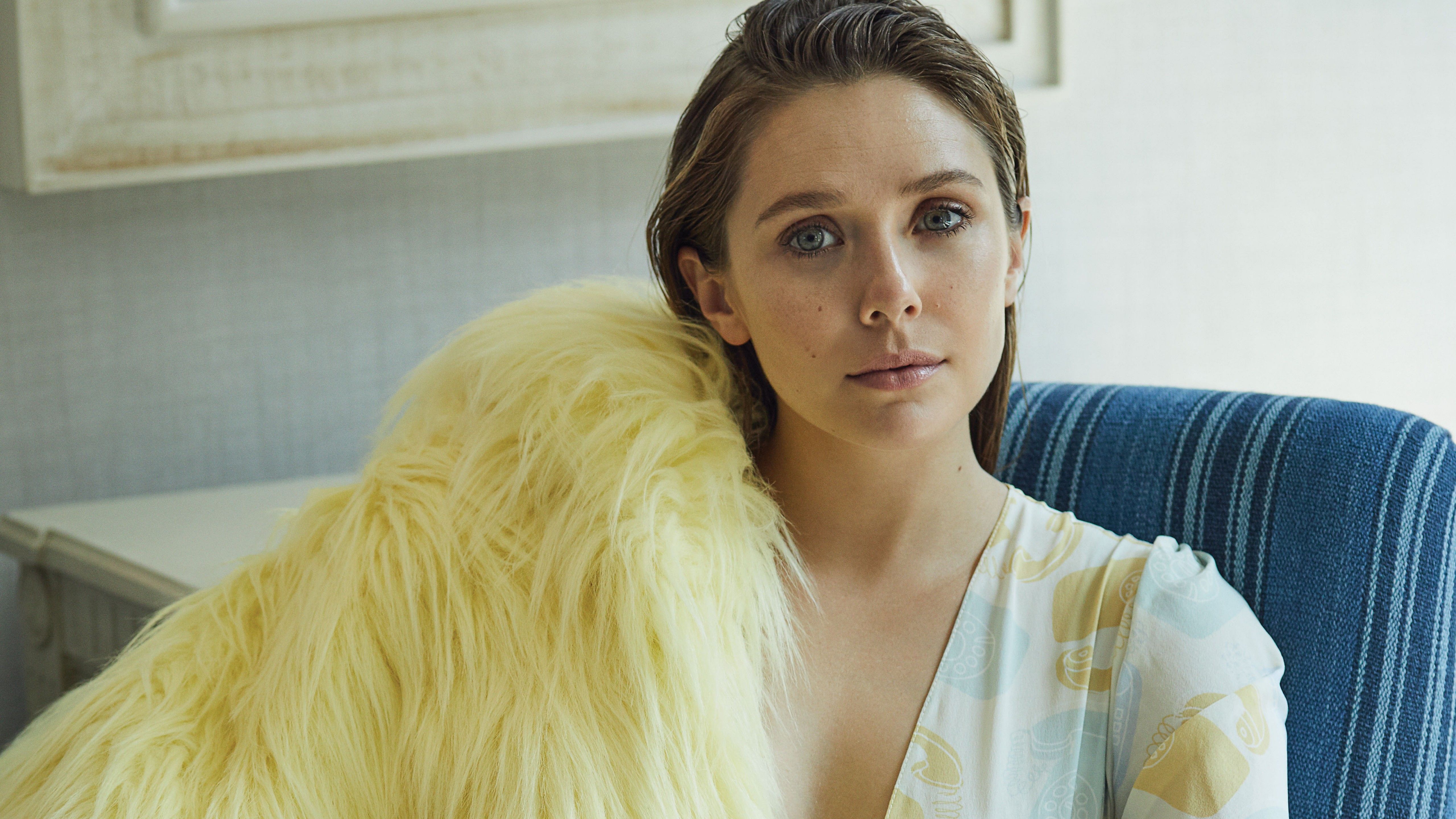 Download 23 Elizabeth Olsen Wallpaper