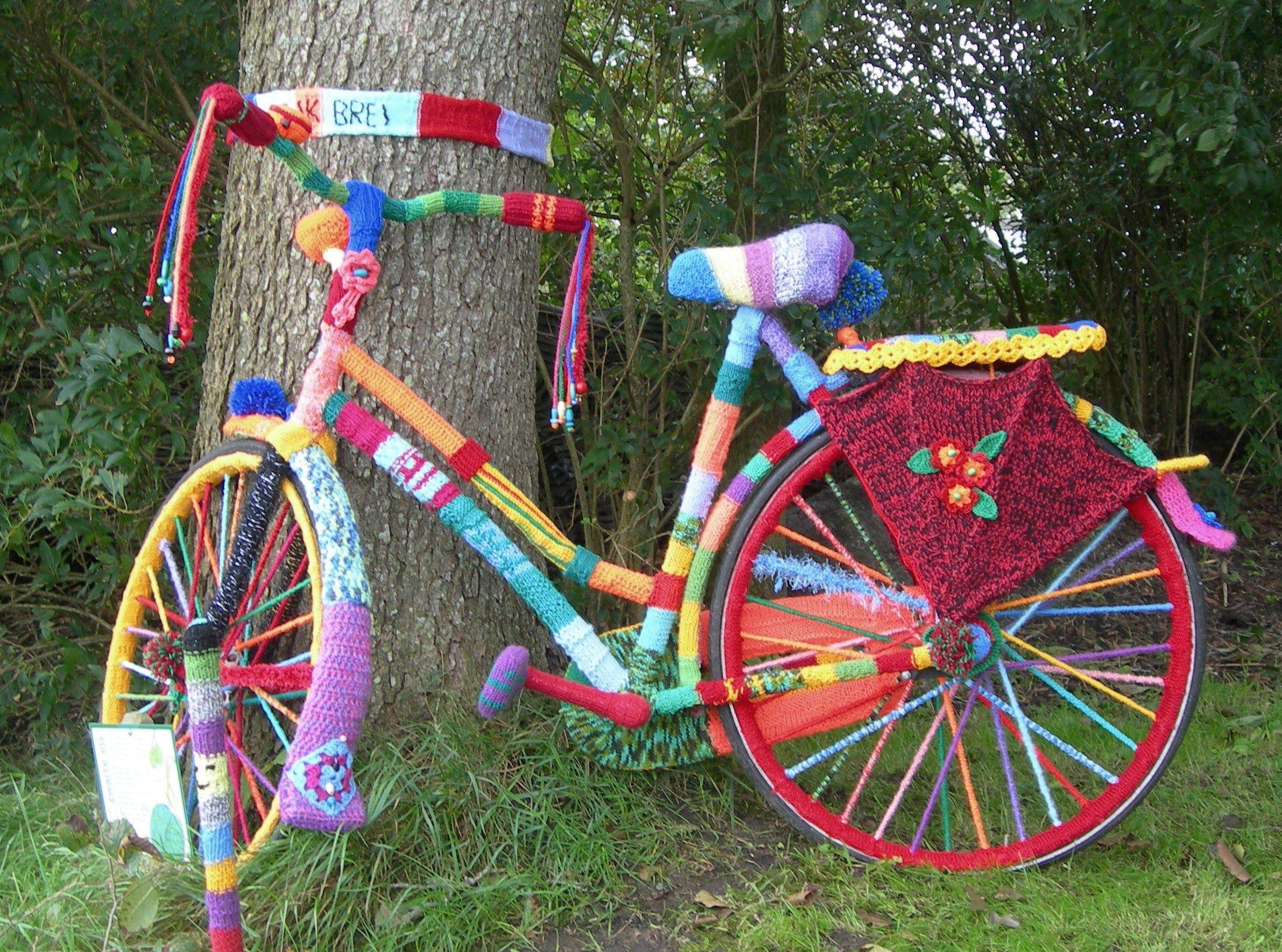 Yarn Bombing: 10 Of The Most Brilliant Yarn Bombs Ever