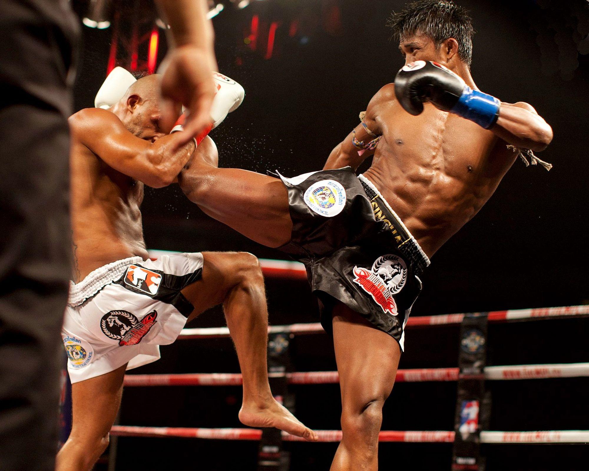 Buakaw Banchamek (Por. Pramuk) is certainly the most well known Muay