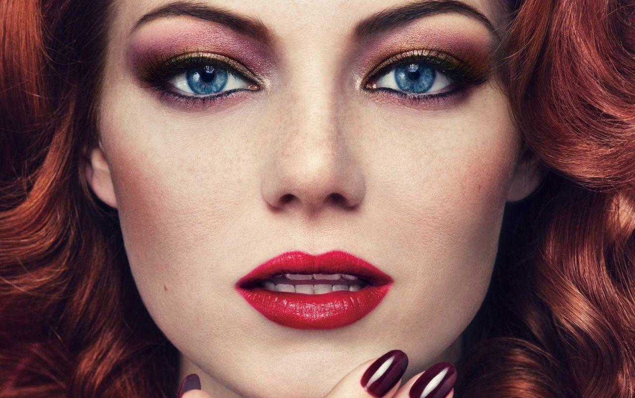 Beautiful Emma Stone Close Up Wallpaper. Beautiful Emma Stone