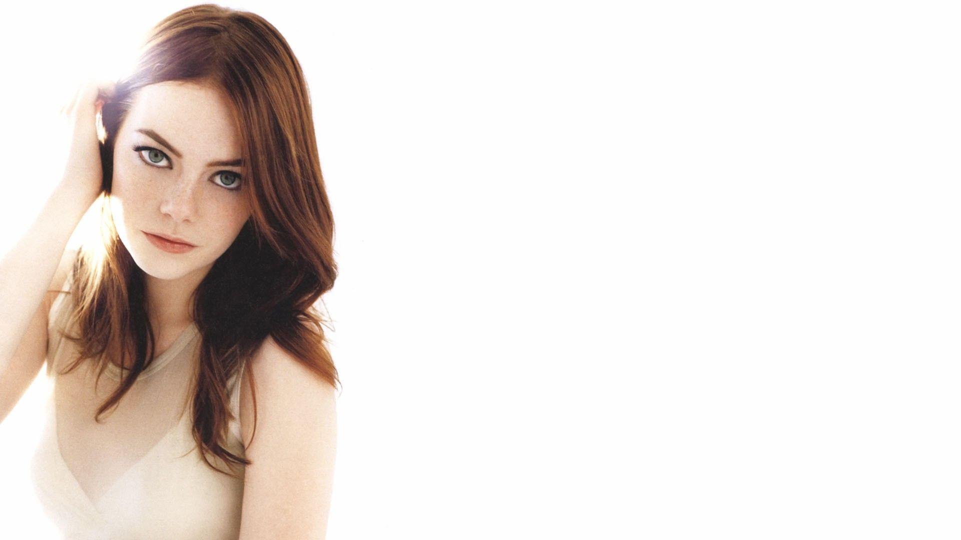 Emma Stone Wallpaper