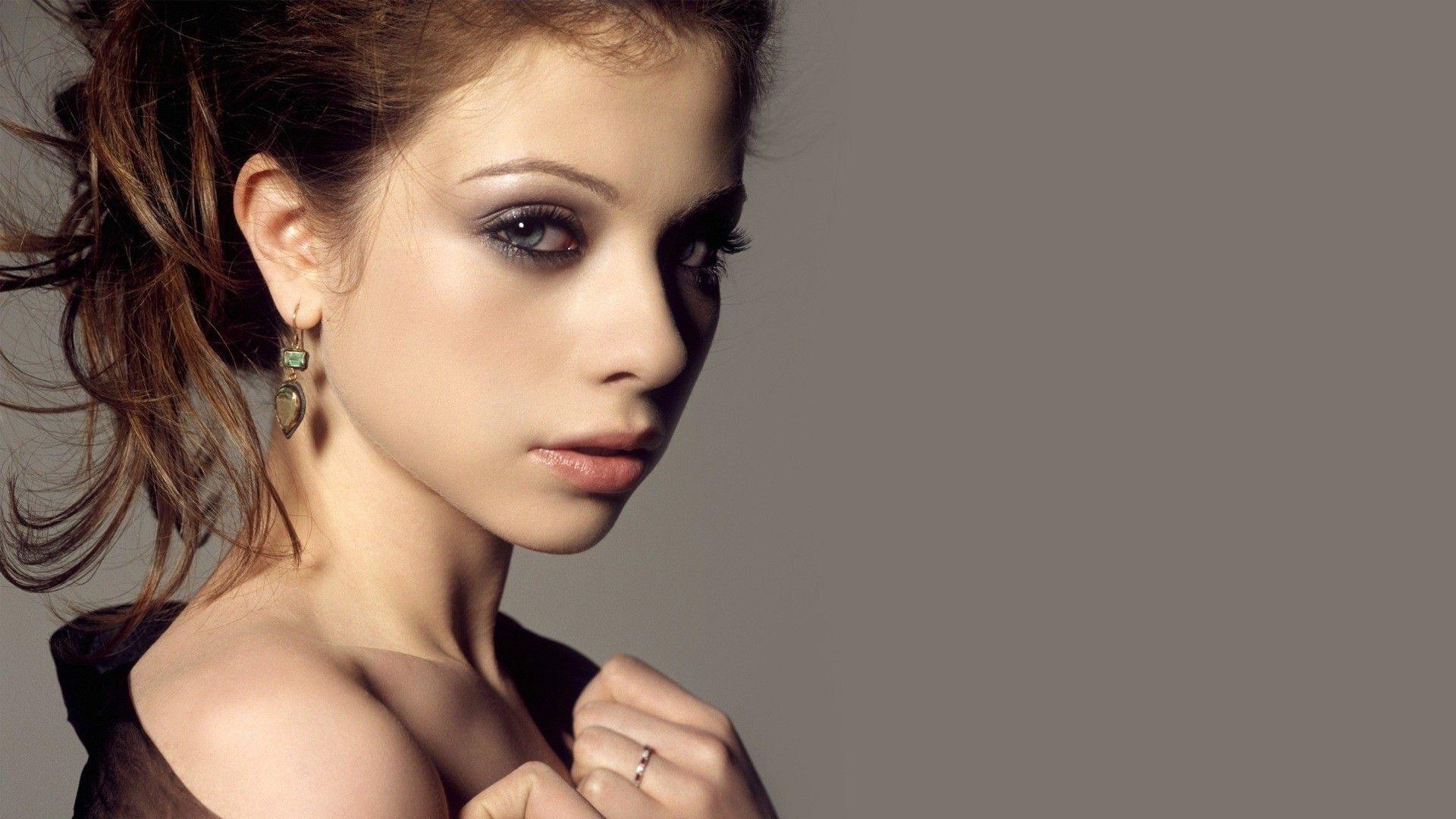 Michelle Trachtenberg Wallpapers - Wallpaper Cave