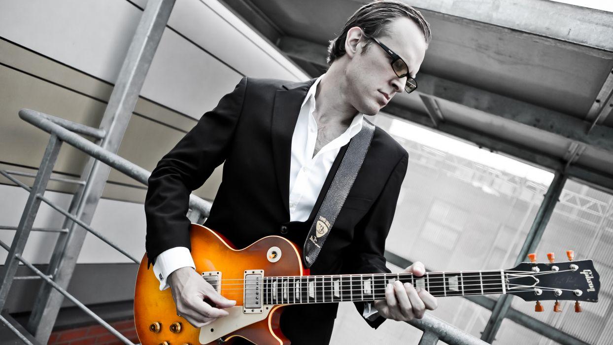 JOE BONAMASSA blues rock roll guitar guitars wallpaperx1080
