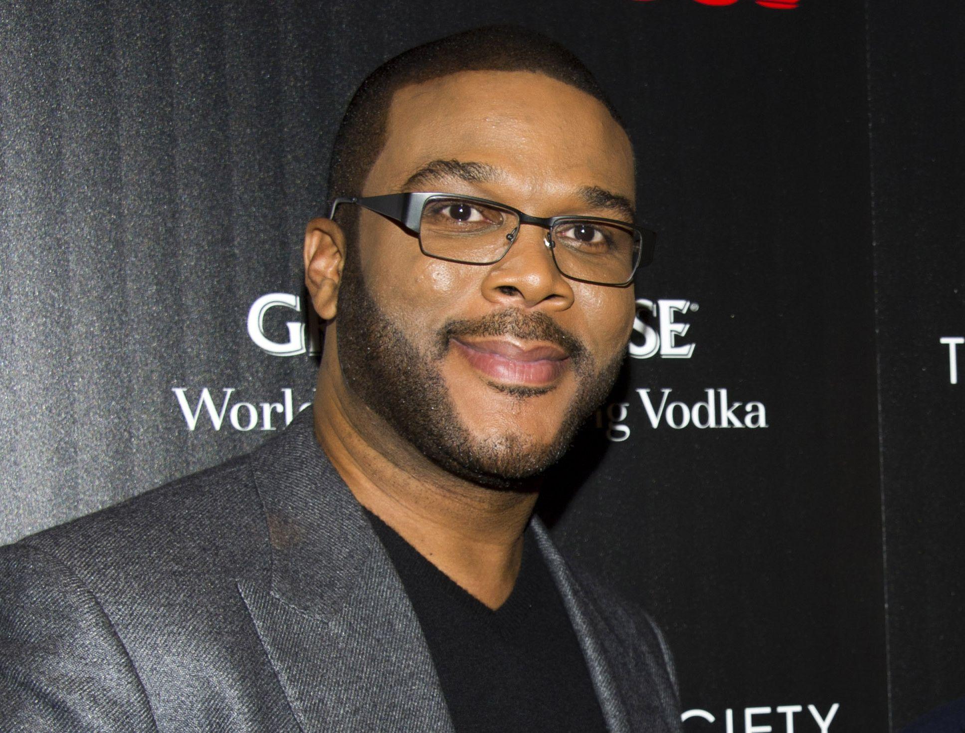 Tyler Perry Wallpapers Image Photos Pictures Backgrounds