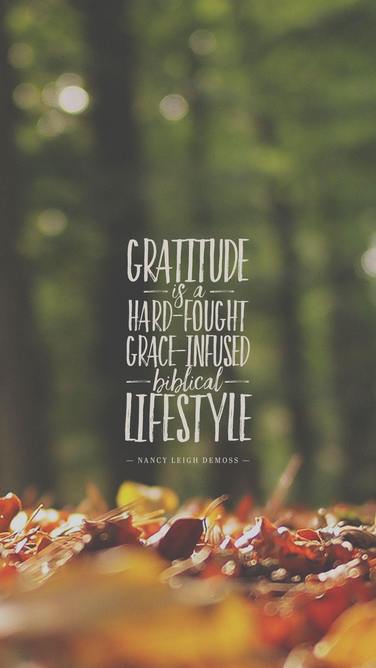 Wednesday Wallpaper: Gratitude is a Lifestyle