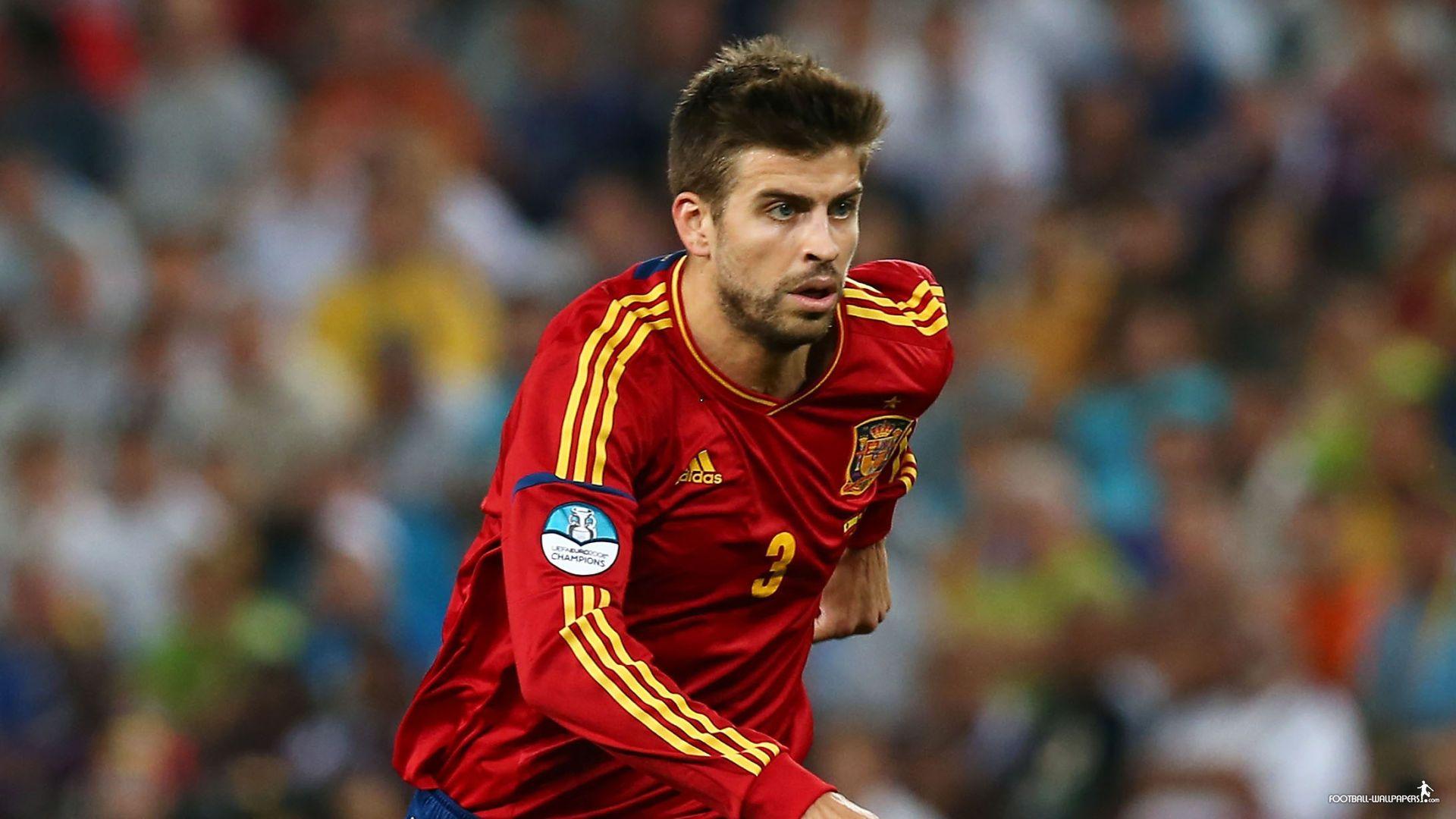 Spain National Team Gerard Pique Widescreen Wallpaper: Players