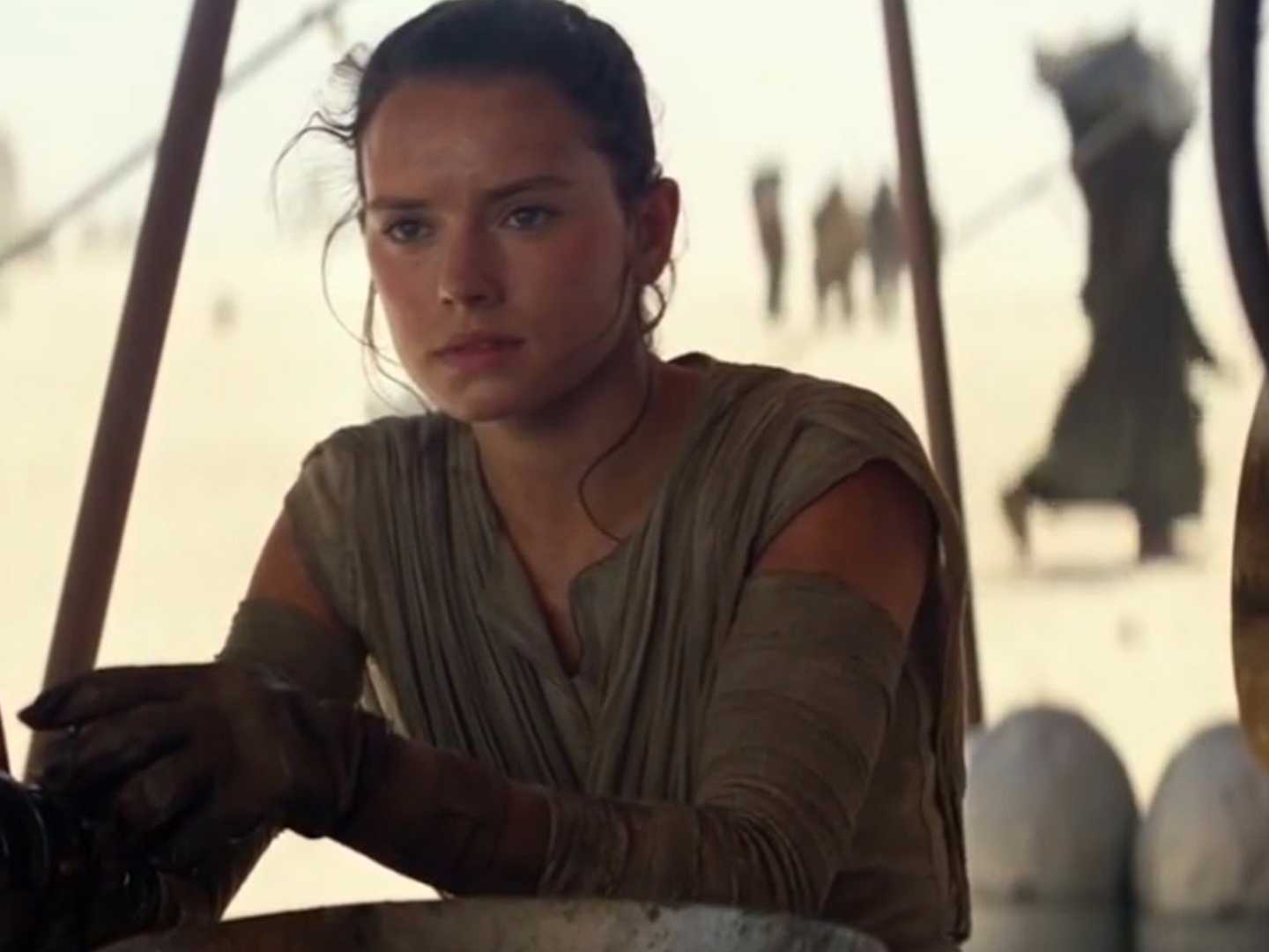 Daisy Ridley weighed in on this kinda sexist critique of her
