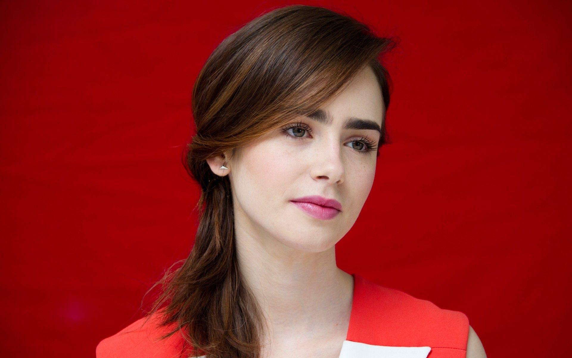 Lily Collins (Actress) HD All Image And Wallpaper