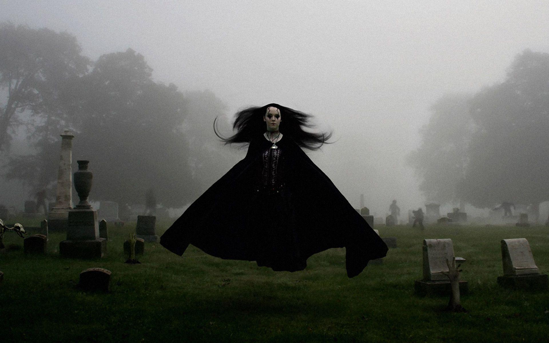 creepiest women in horror photography. dark horror gothic ghost