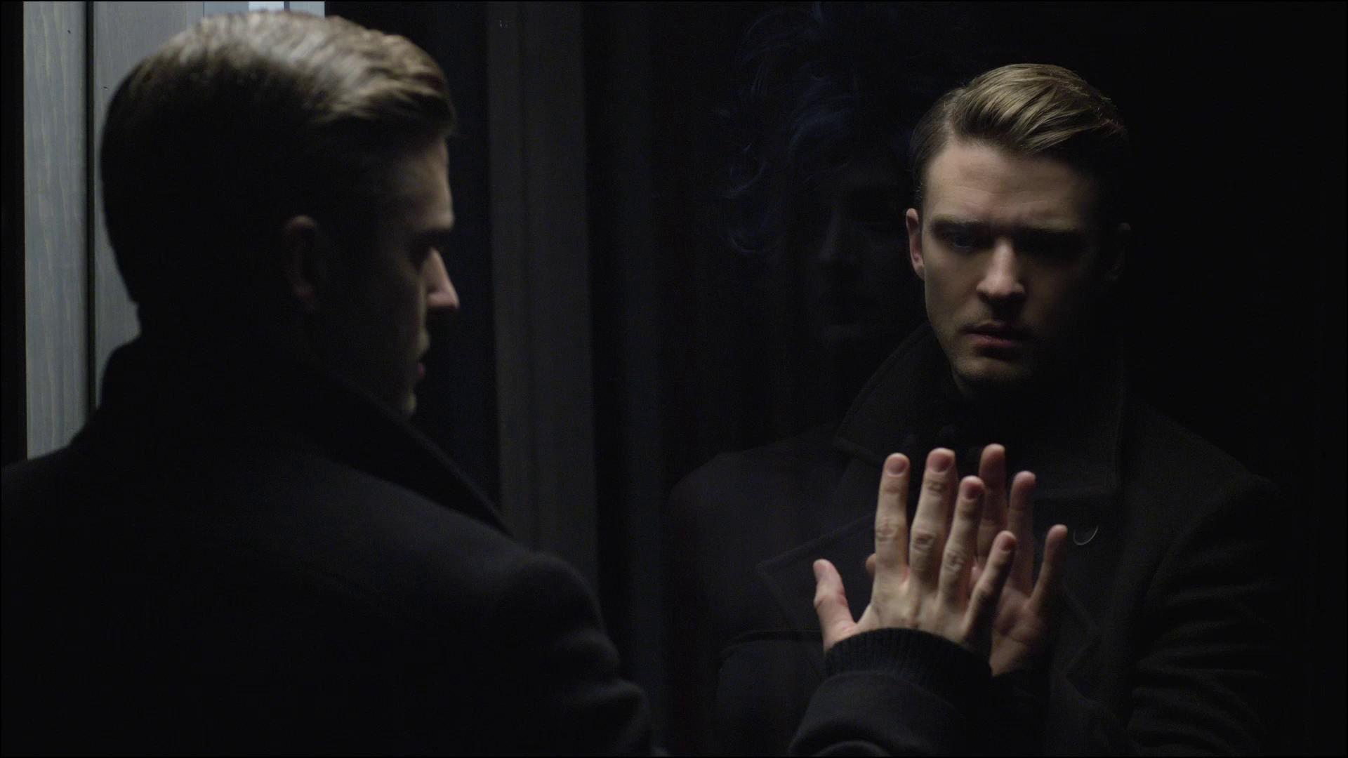 Justin Timberlake Mirror Reflection