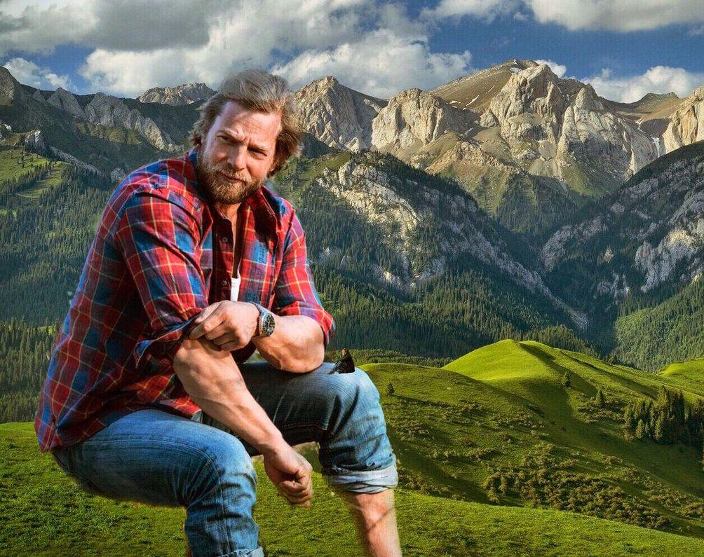 RL Paul Bunyan + Friend