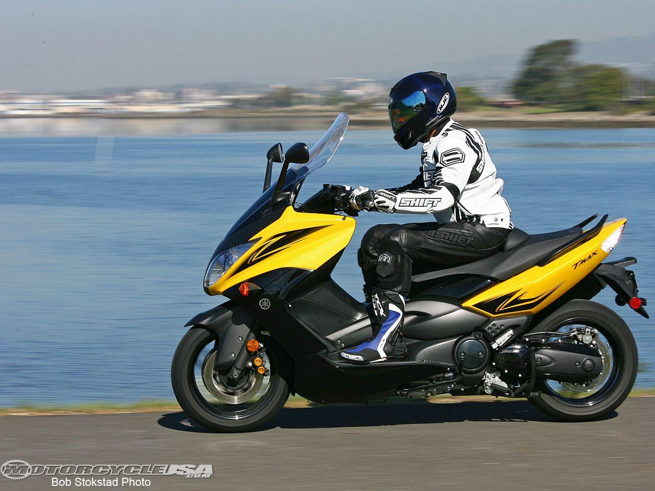 Yamaha TMAX Scooter Review Photo