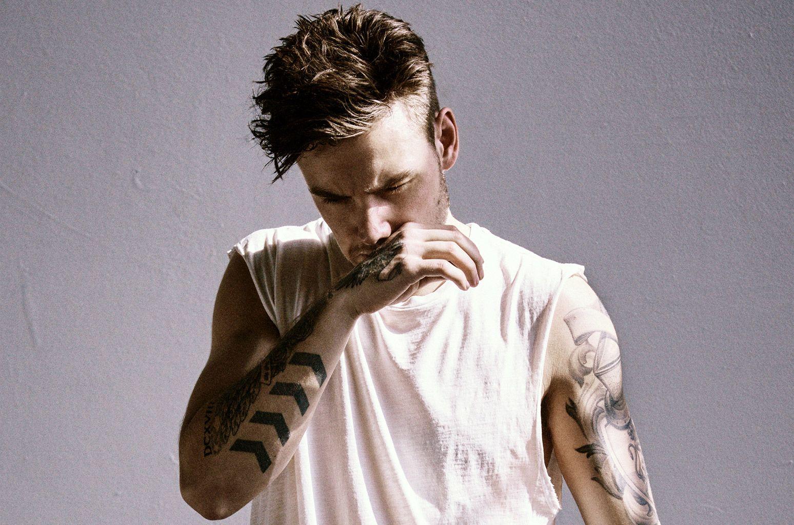 Liam Payne Releases Tropical New Single 'Bedroom Floor' With Vibey