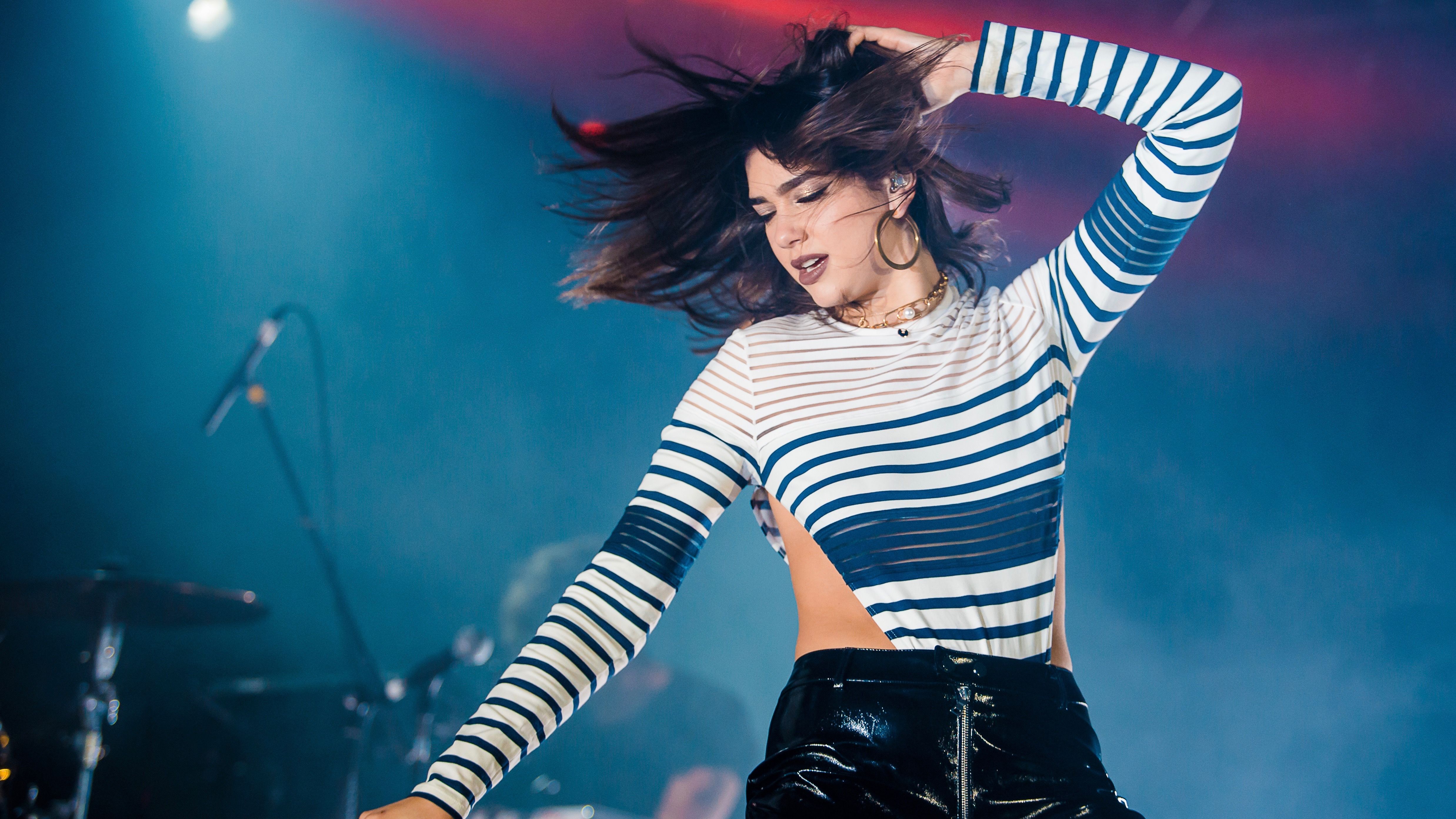 Dua Lipa Becomes The Youngest Female Artist To Hit 1 Billion YouTube