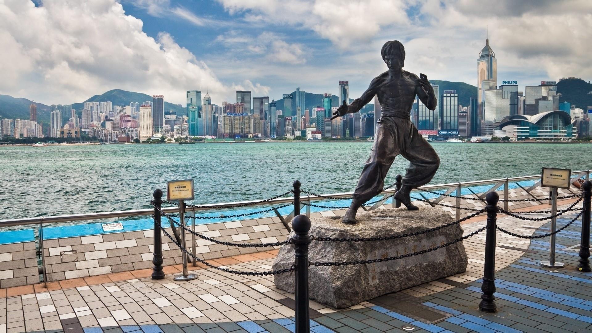 Bruce Lee Statue Of Stars, Victoria Harbour, Hong Kong