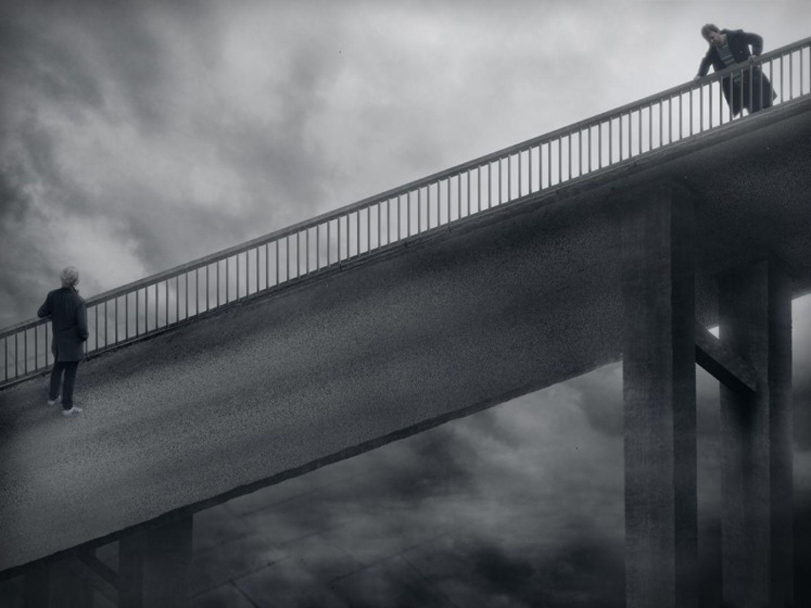 Mind Blowing Photo Retouch Bridge Downside Of The Upside Illusion