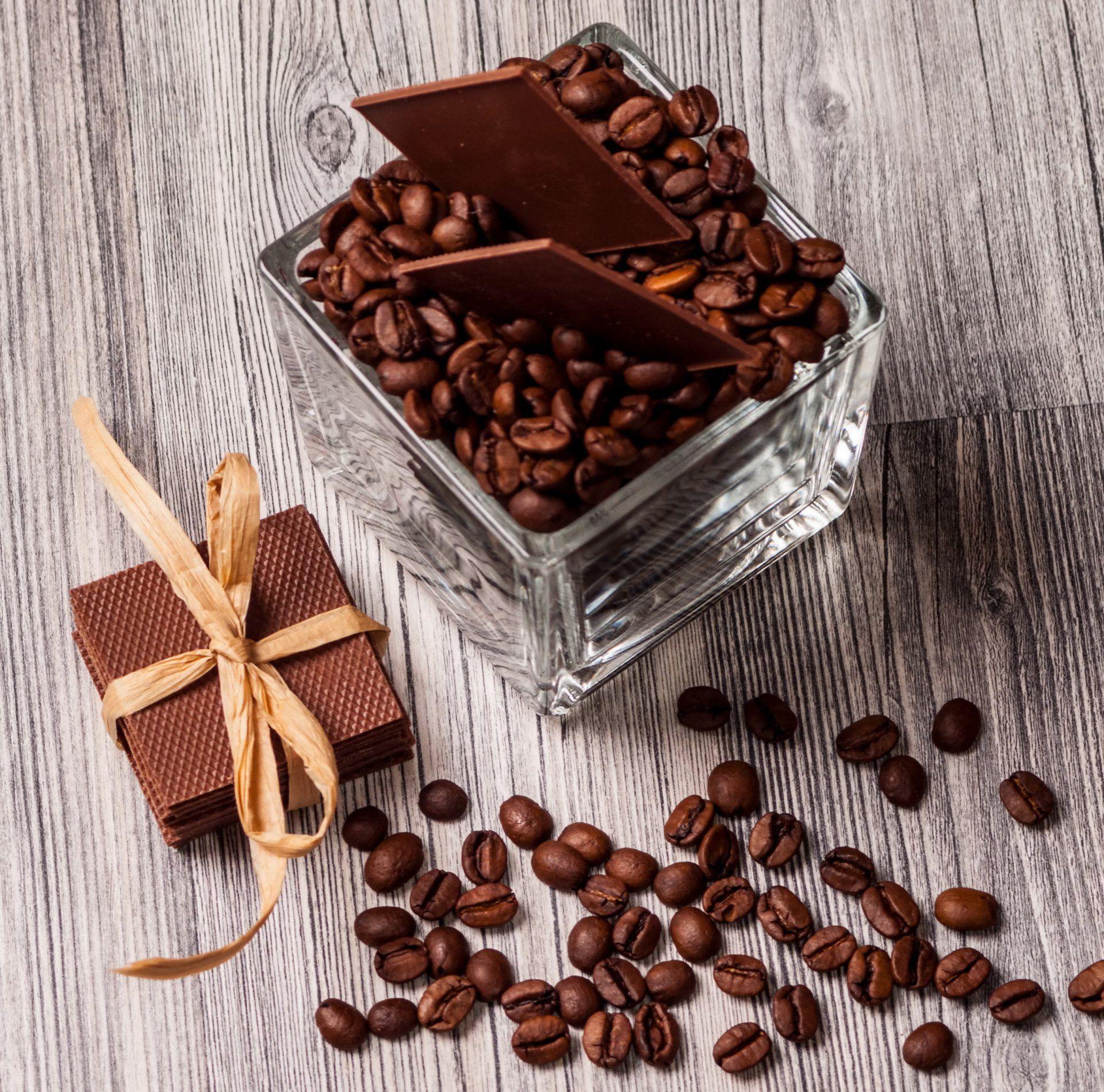 coffee beans grain wafer chocolate HD wallpaper