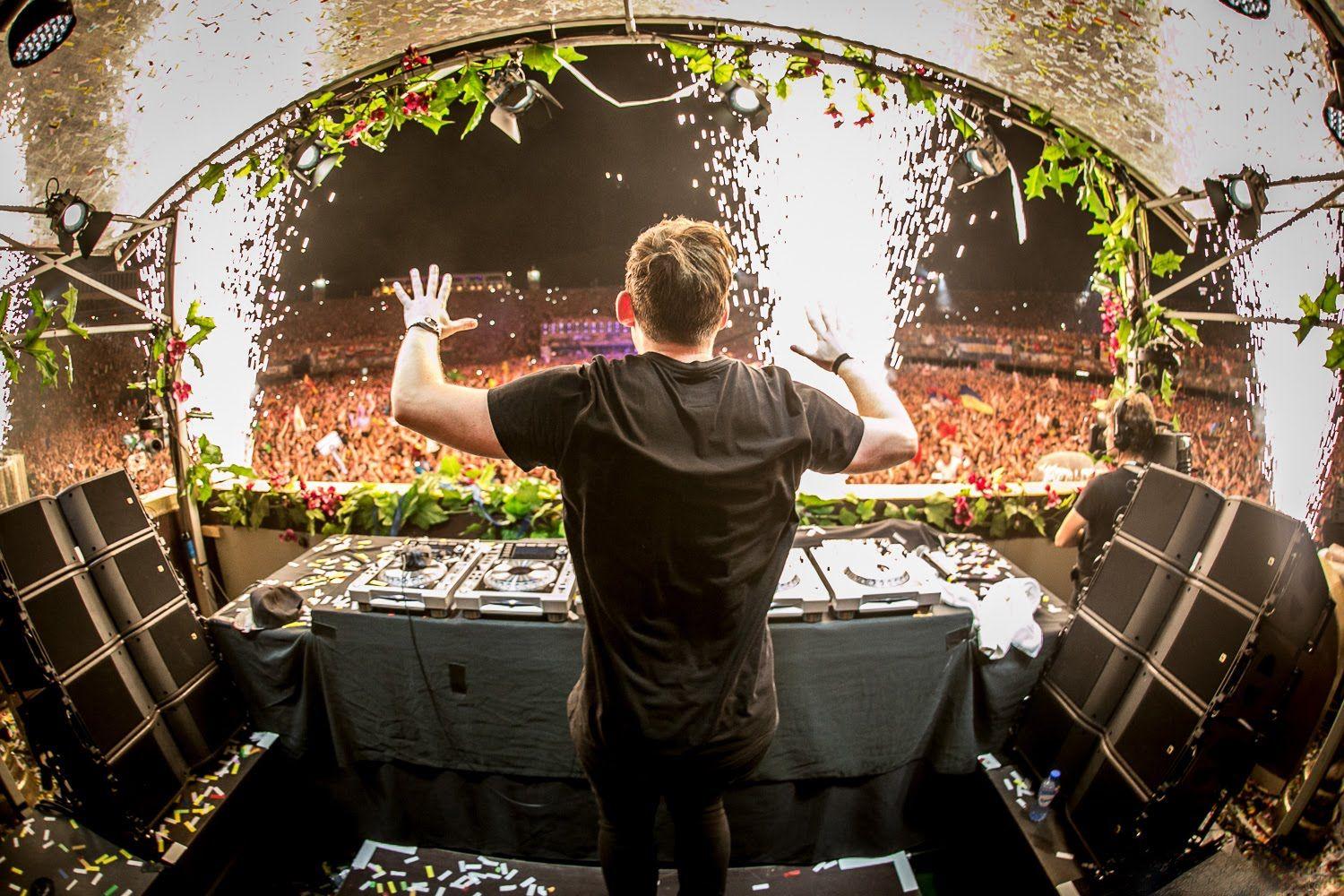 Hardwell Live At Tomorrowland 2014 [FULL HD]