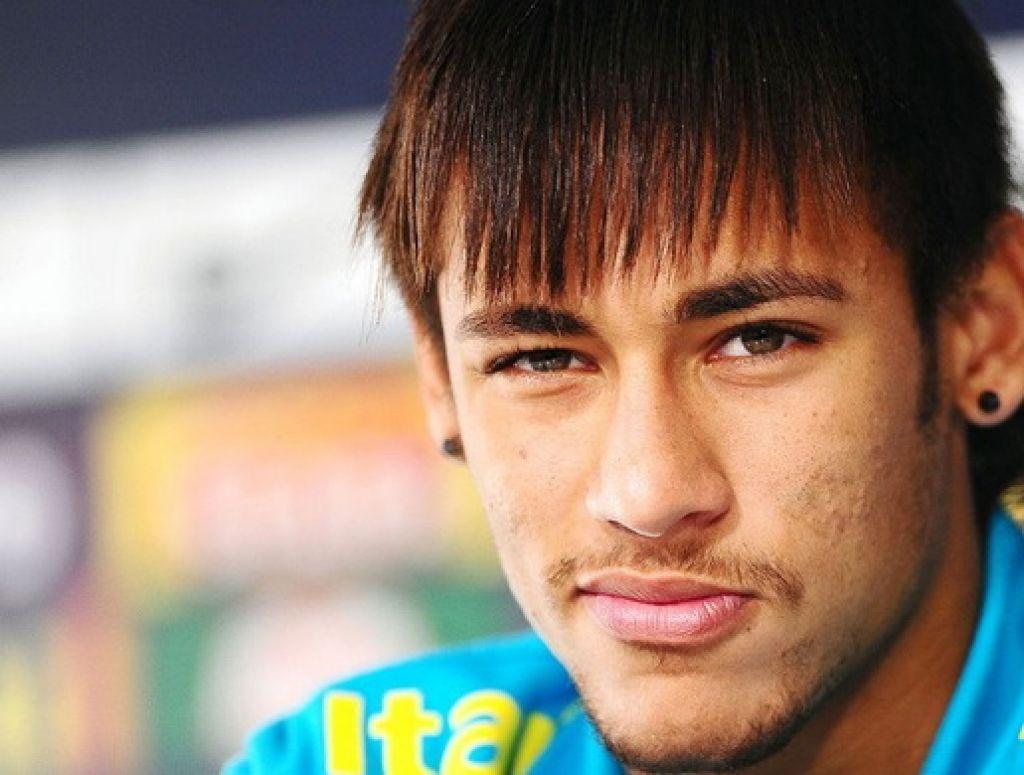 Neymar Football Soccer Player Free HD Hair Style Mobile Desktop Bakground Download Wallpaper Picture