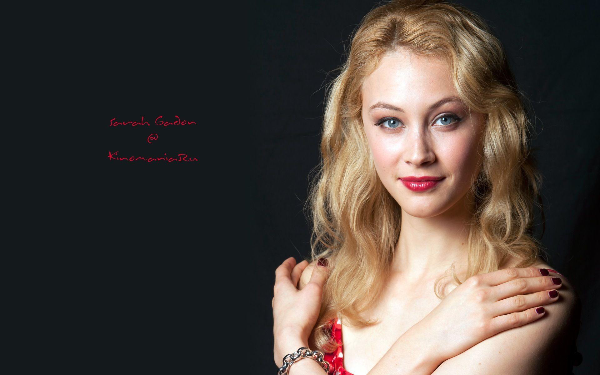 Sarah Gadon Wallpapers - Wallpaper Cave