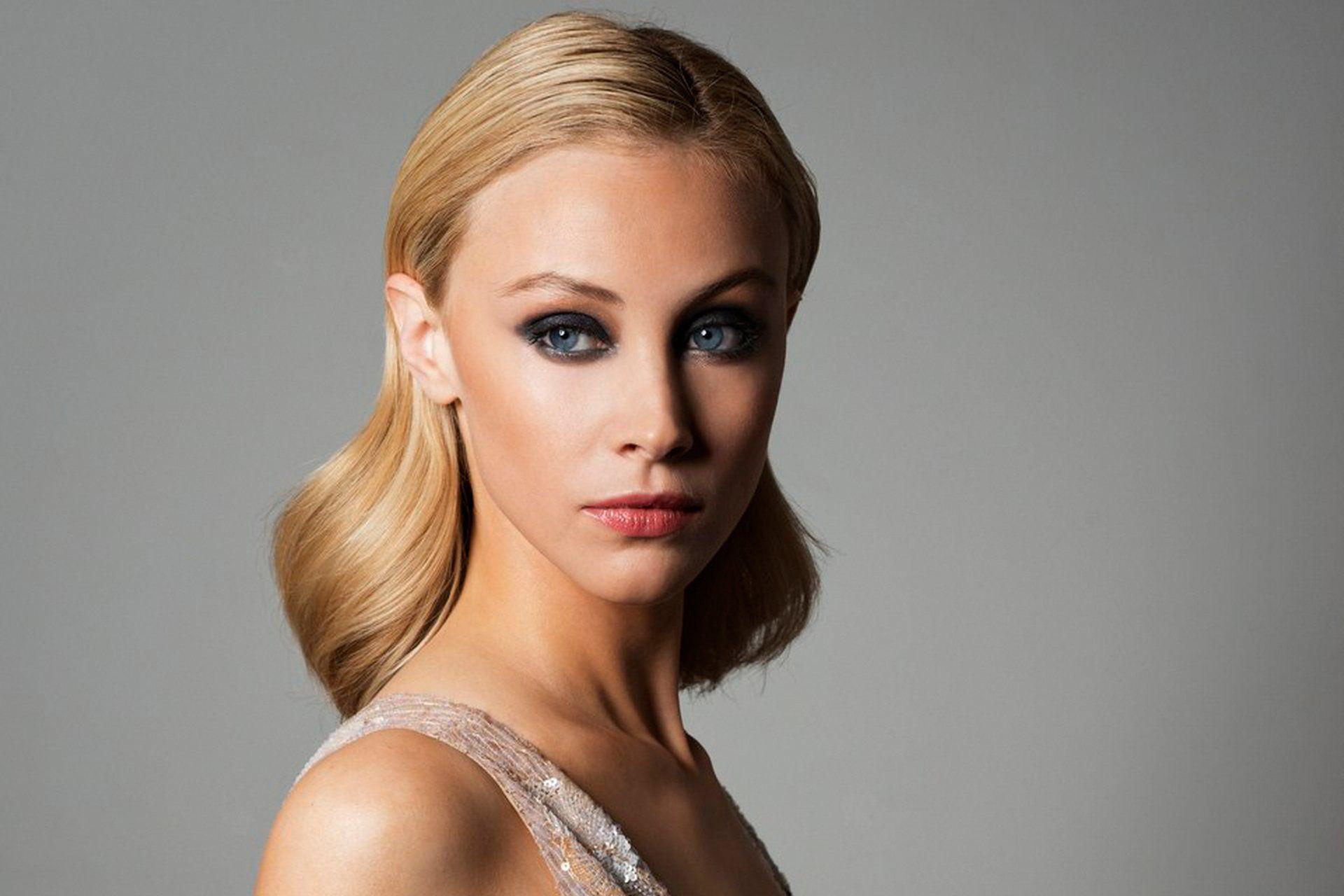 Sarah Gadon Fan Club, Movies, Tv Shows, Image