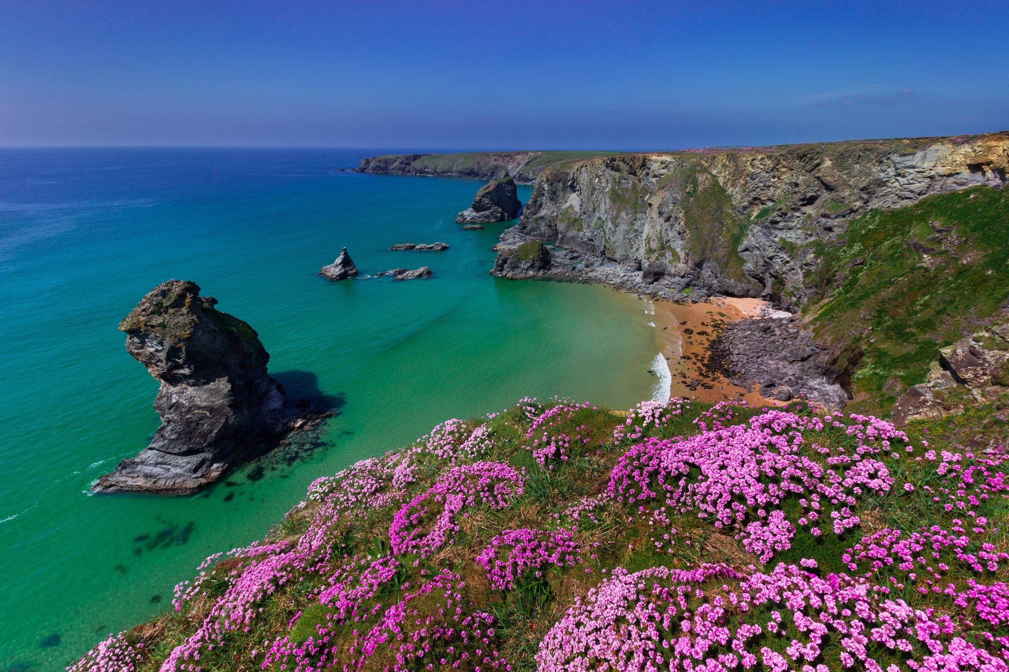 Coast of Cornwall, England Full HD Wallpaper
